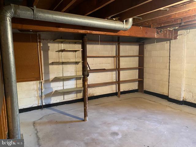 WADE-MAR ESTATES - Residential