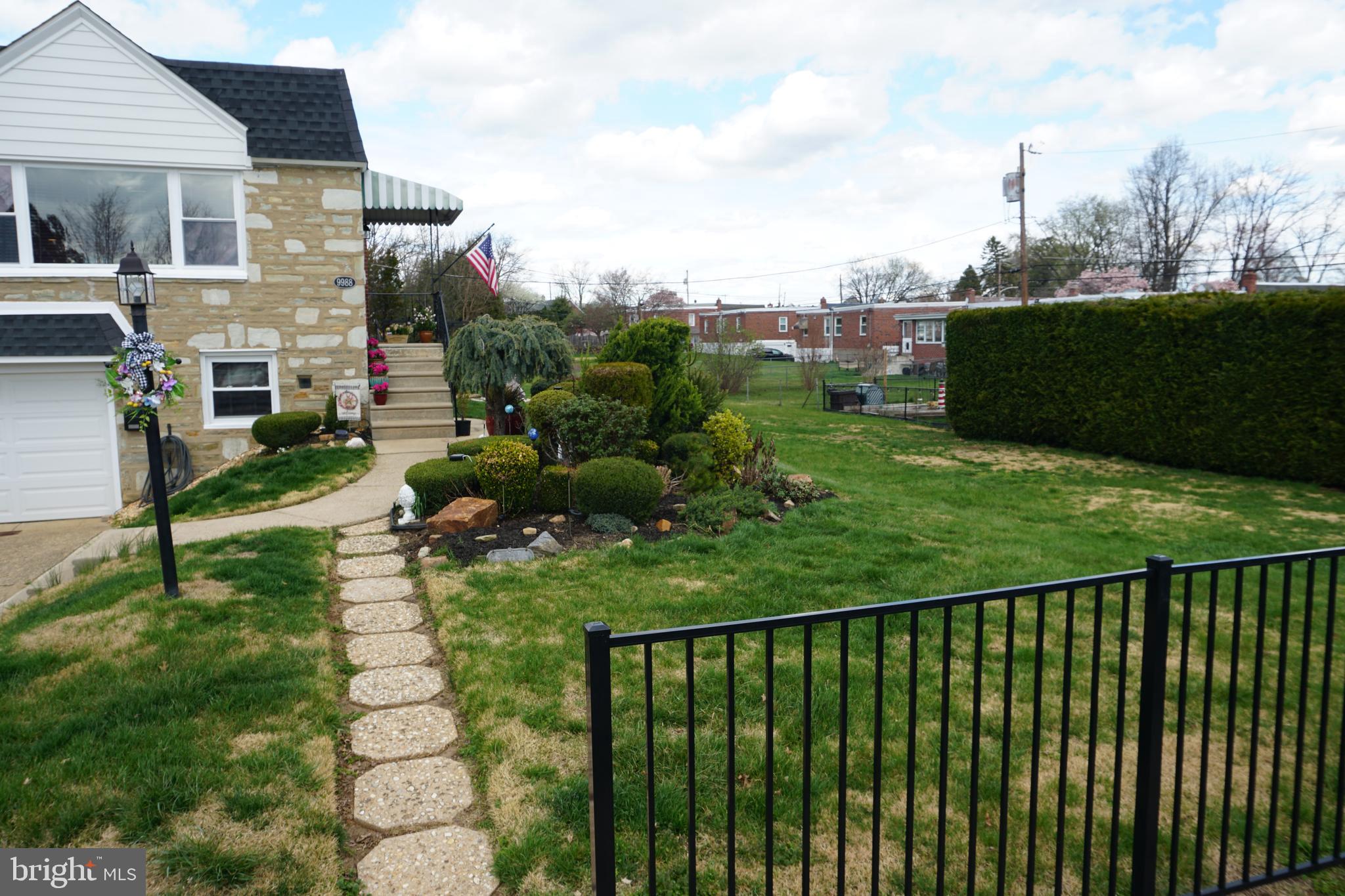 BUSTLETON - Residential