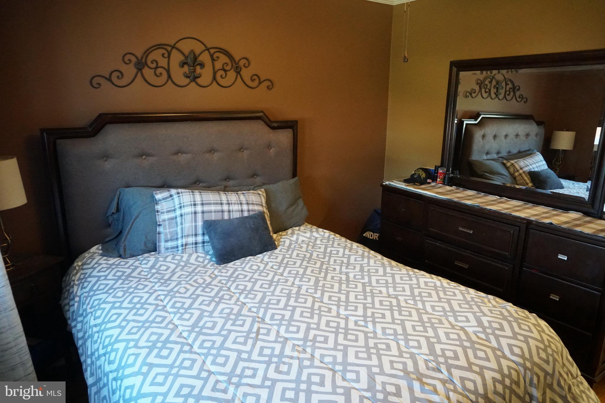 BUSTLETON - Residential