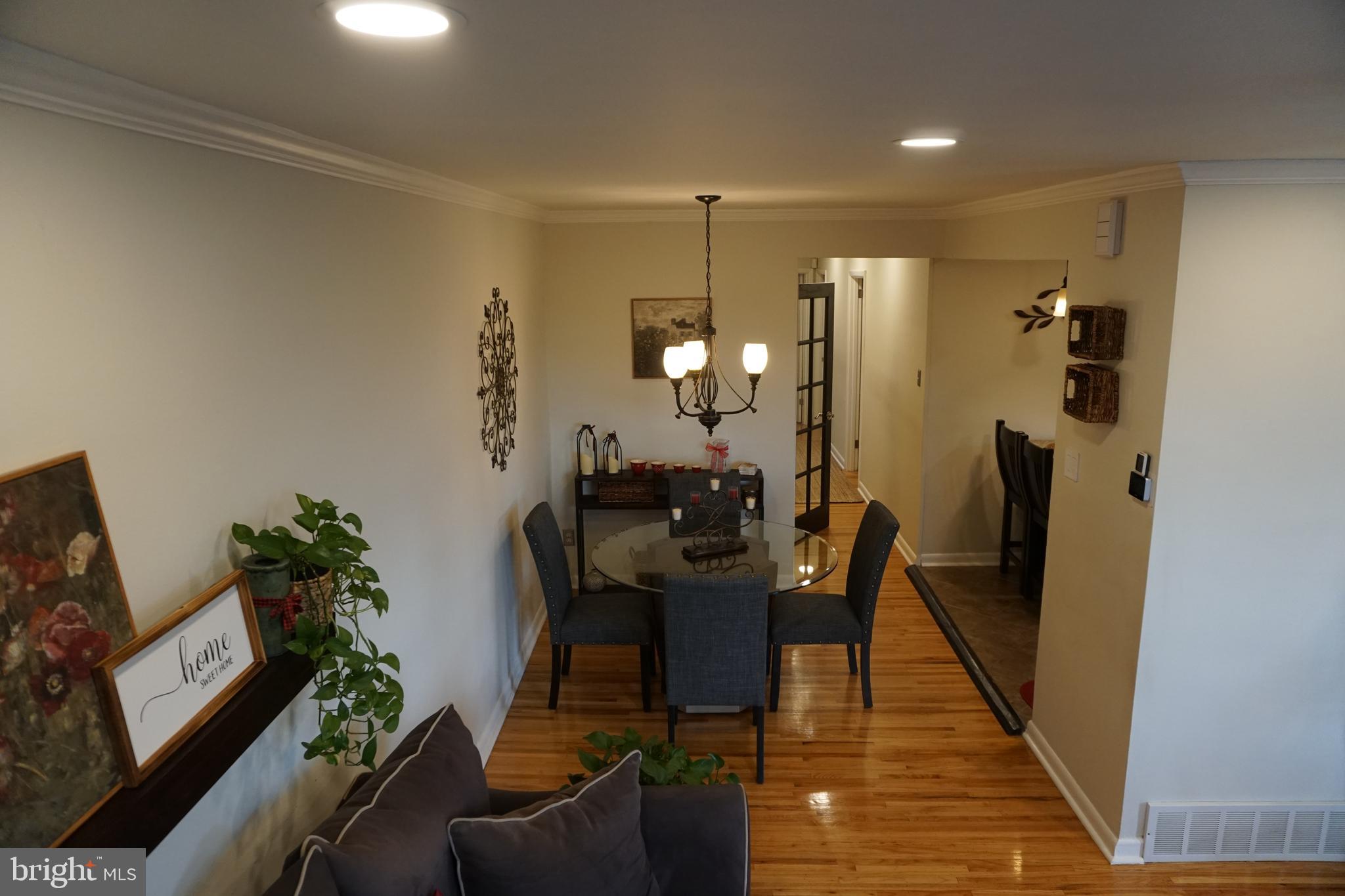 BUSTLETON - Residential