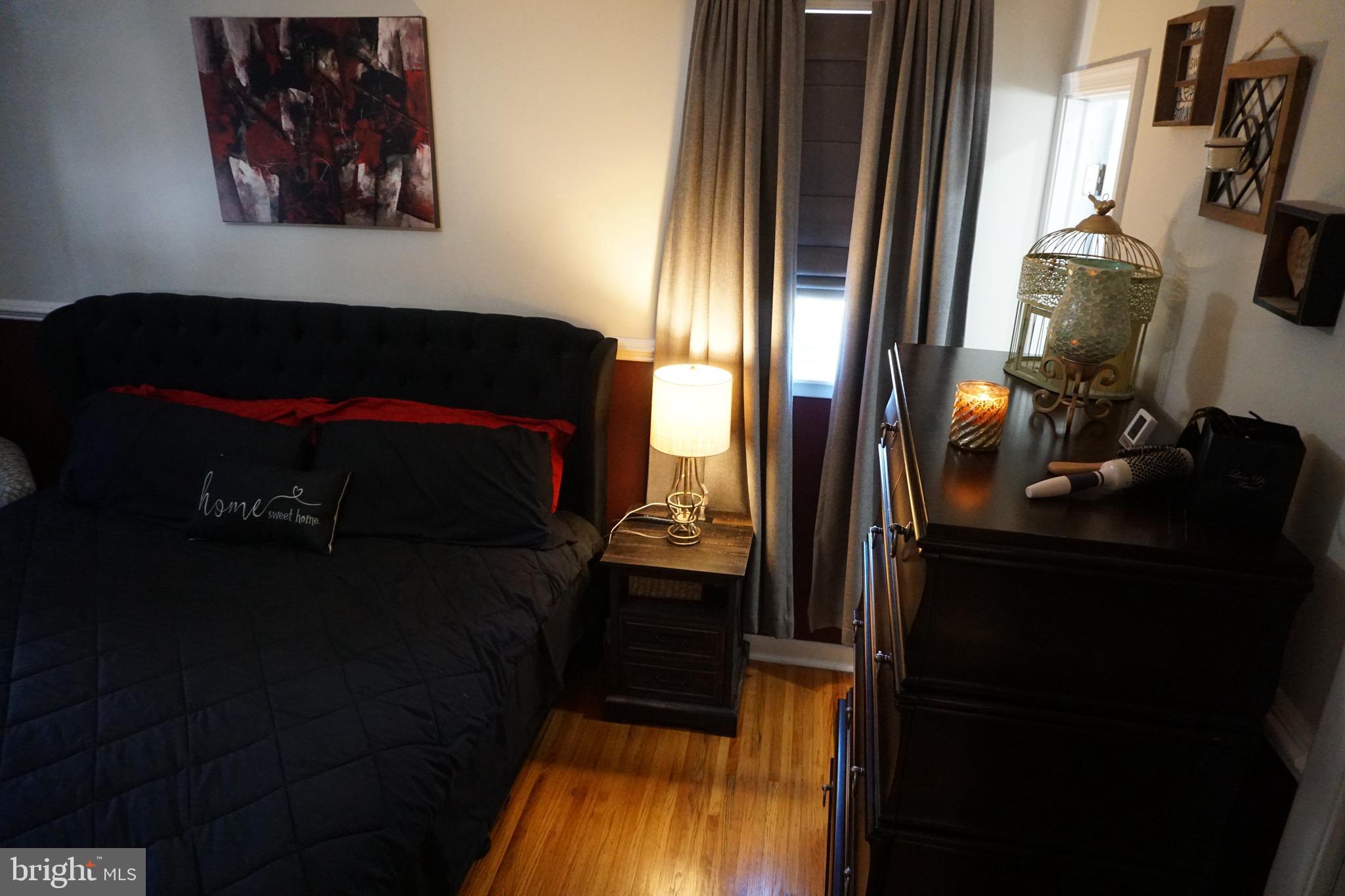 BUSTLETON - Residential