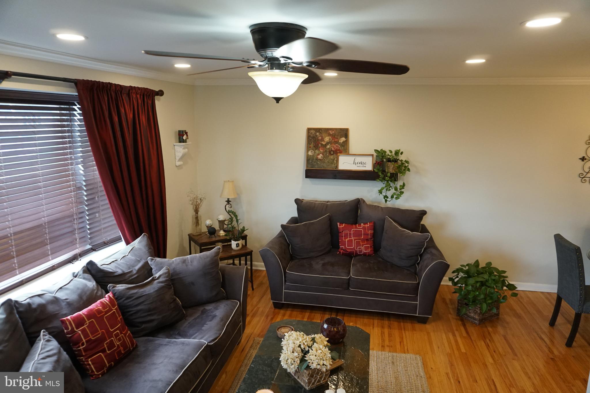 BUSTLETON - Residential