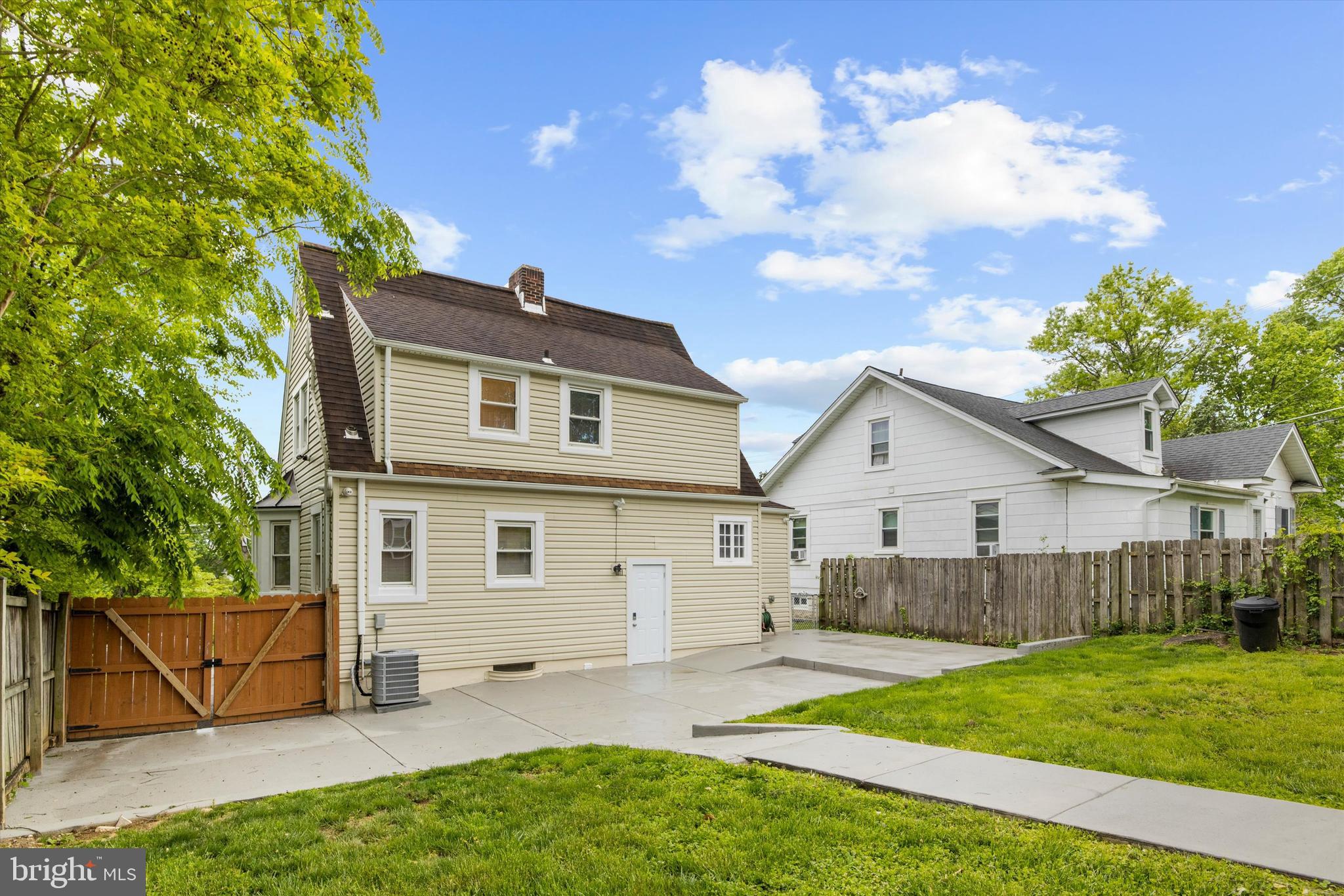 CEDAR HEIGHTS - Residential