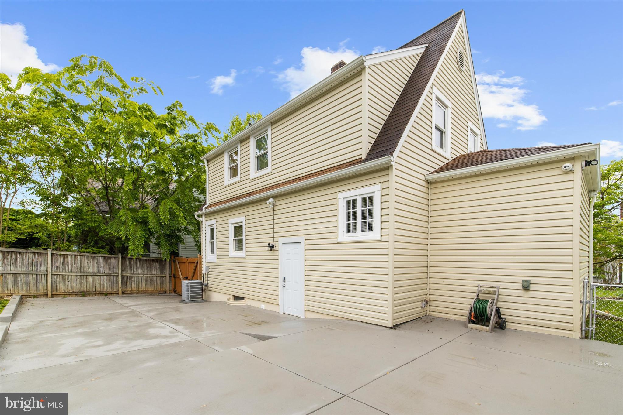 CEDAR HEIGHTS - Residential