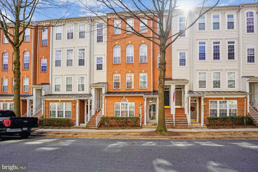 Beautifully updated townhome-style condo in the heart of the Lakelands! This bright and spacious home offers a perfect combination of comfort, style, and convenience. The renovated kitchen features stainless steel appliances, sleek quartz countertops, a custom backsplash, white cabinetry with updated hardware, and decorator recessed and pendant lighting. The kitchen opens to a versatile dining area and a spacious living room featuring hardwood floors, a gas fireplace, and abundant natural light. An updated powder room and convenient pantry closet complete the main level. Upstairs, the luxurious primary suite features updated carpeting and ample closet space. The gorgeous primary bath has been updated to include a double vanity, a glass enclosed shower, and decorator tile, lighting, and fixtures. The second bedroom is large and bright, and also includes a roomy closet. This level also features an updated second full bath plus a sun-drenched loft offering additional versatile living space with direct access to an expansive private balcony. Other recent updates include a new HVAC system, a water heater installed in 2018, and an EV charger in the attached garage. This gorgeous home's prime location near this sought-after community's countless shopping, dining, and entertainment options, make this a rare find.