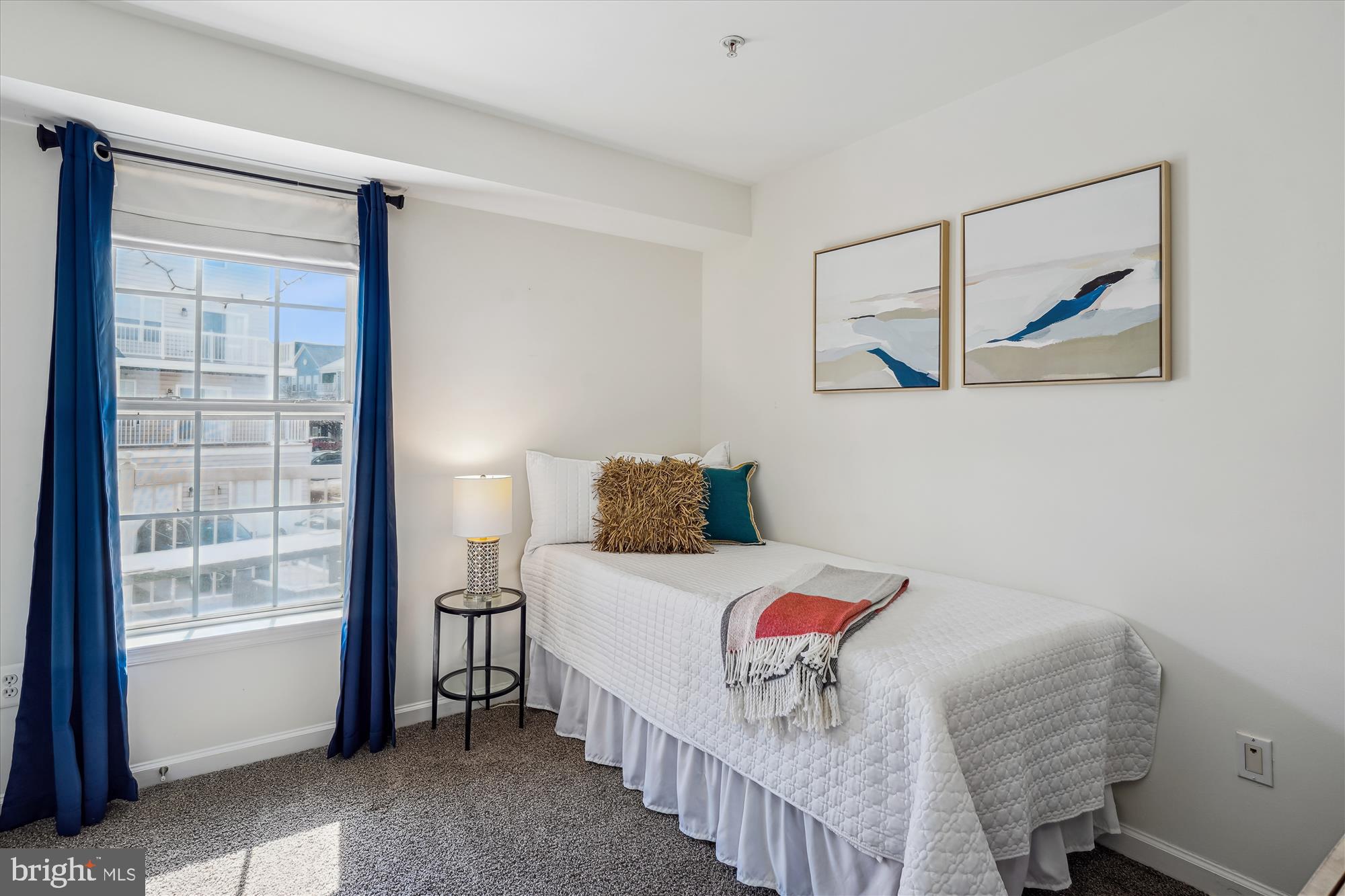 LAKELANDS - Residential