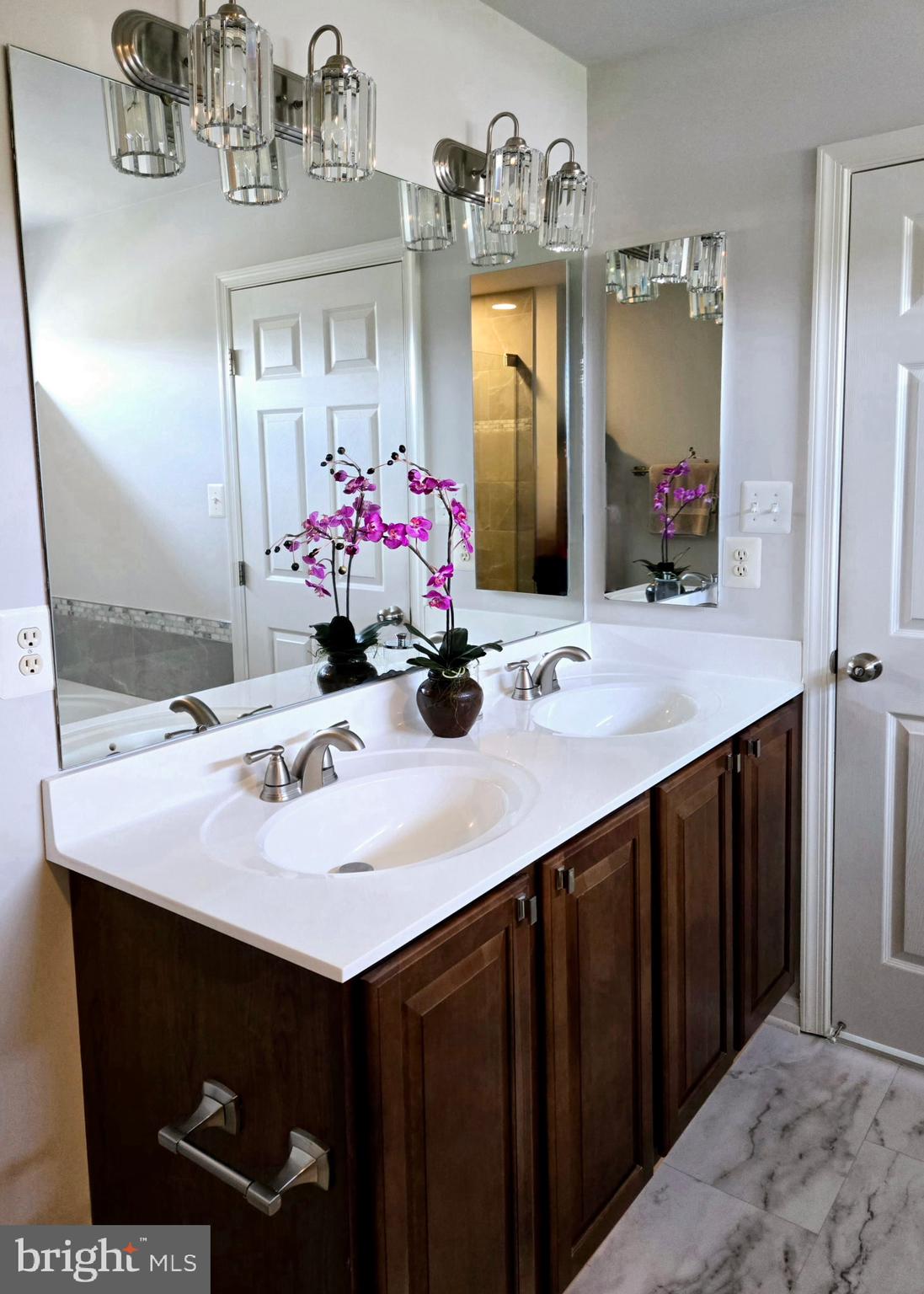 VILLAGES OF DORCHESTER - Residential