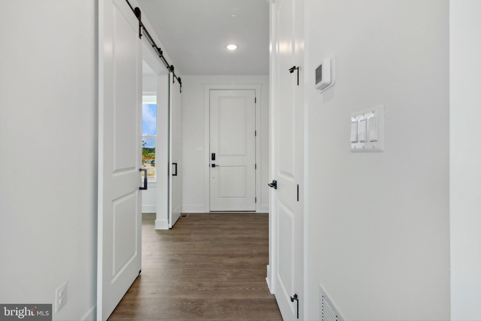 865 MERLIN DRIVE
