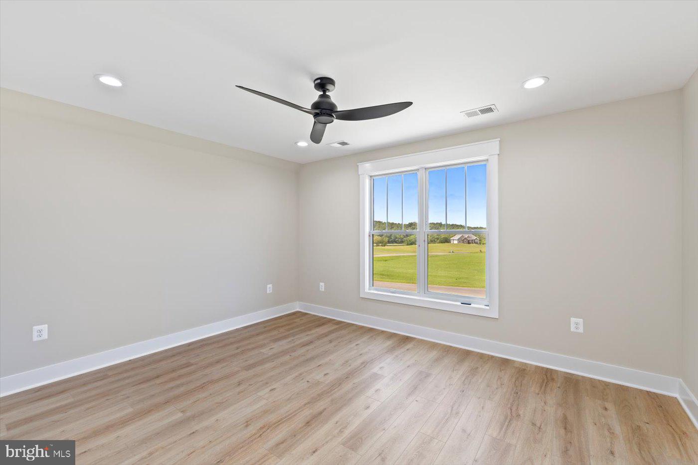 LANDS END AT LAKE ANNA - Residential