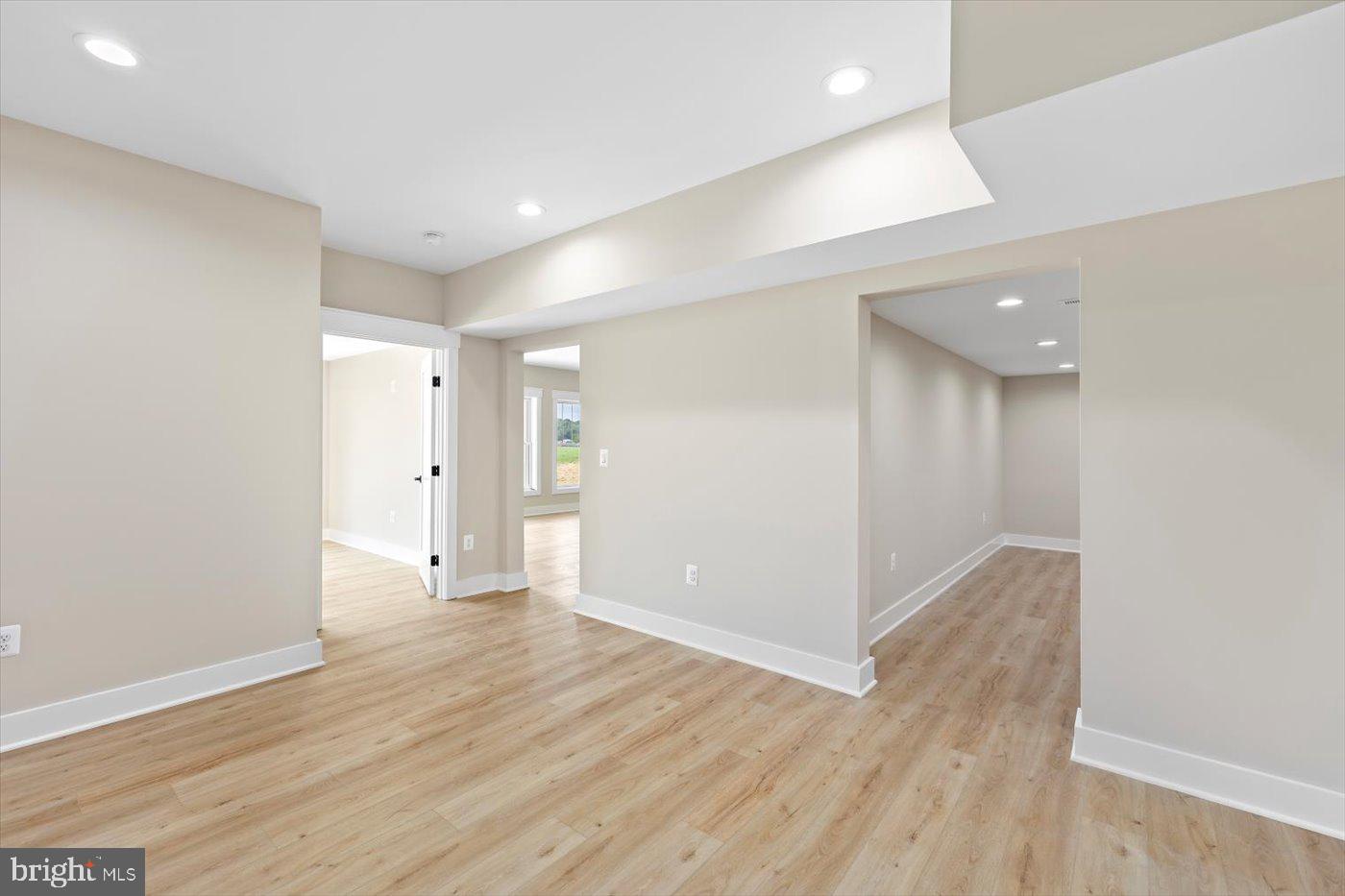 LANDS END AT LAKE ANNA - Residential