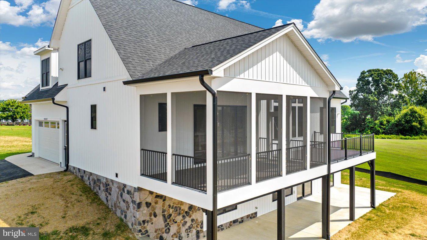 LANDS END AT LAKE ANNA - Residential