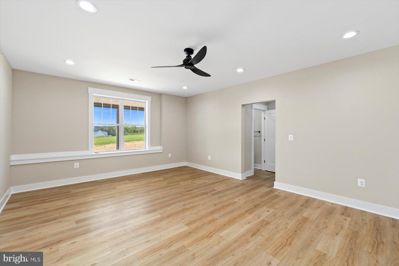 LANDS END AT LAKE ANNA - Residential