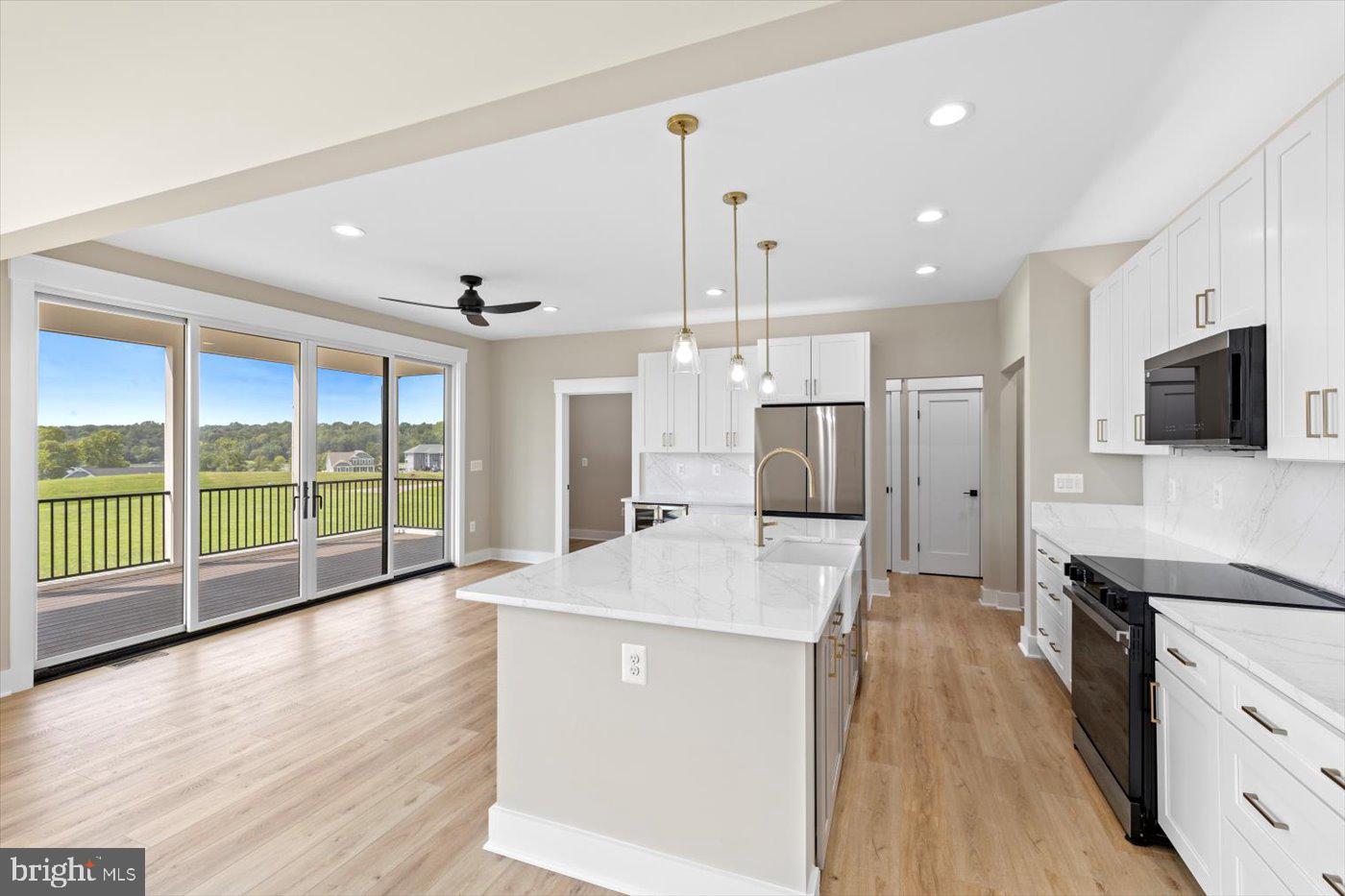 LANDS END AT LAKE ANNA - Residential