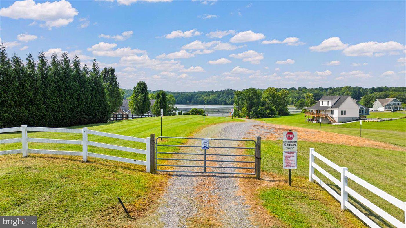 LANDS END AT LAKE ANNA - Residential