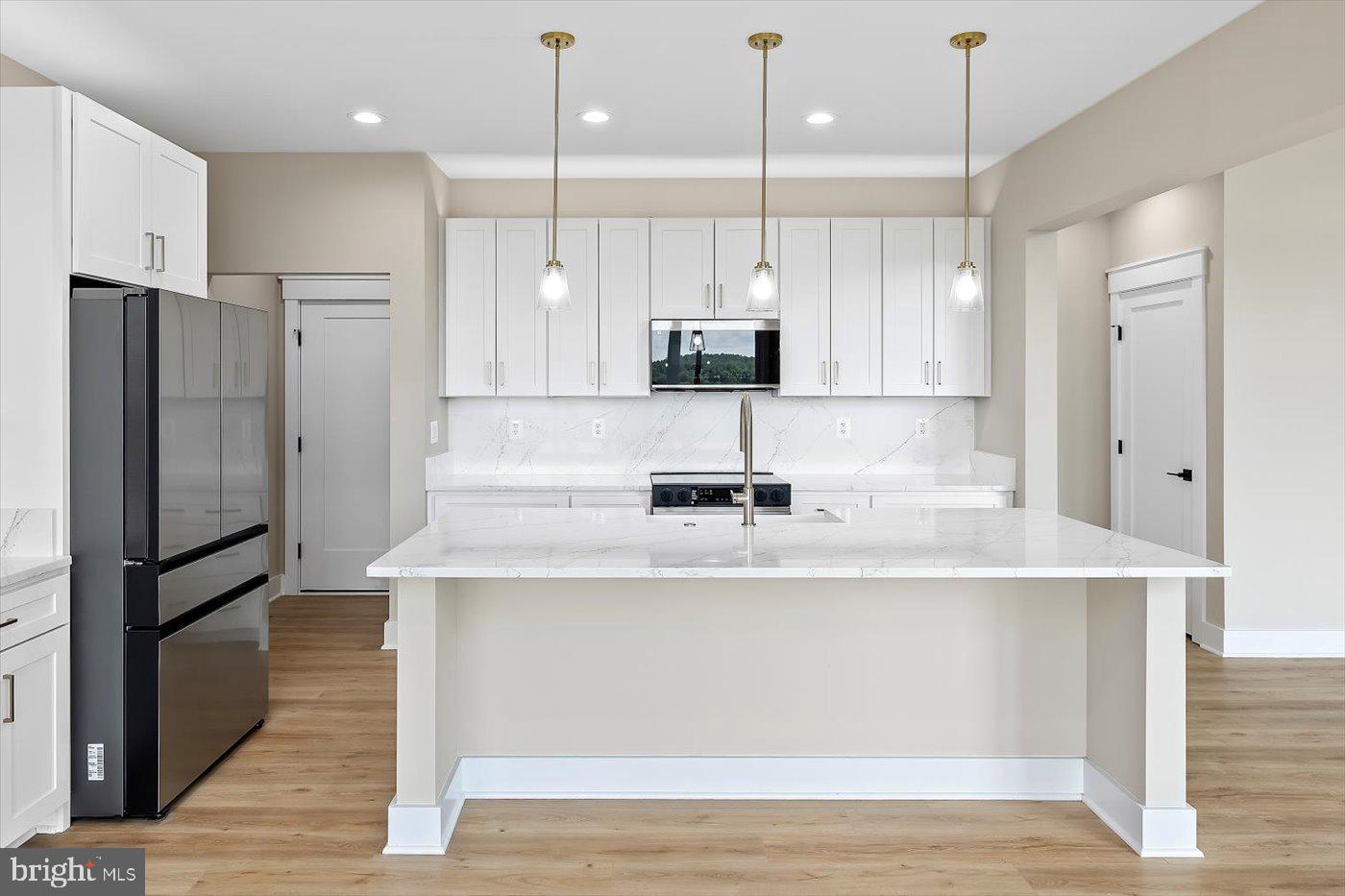 LANDS END AT LAKE ANNA - Residential