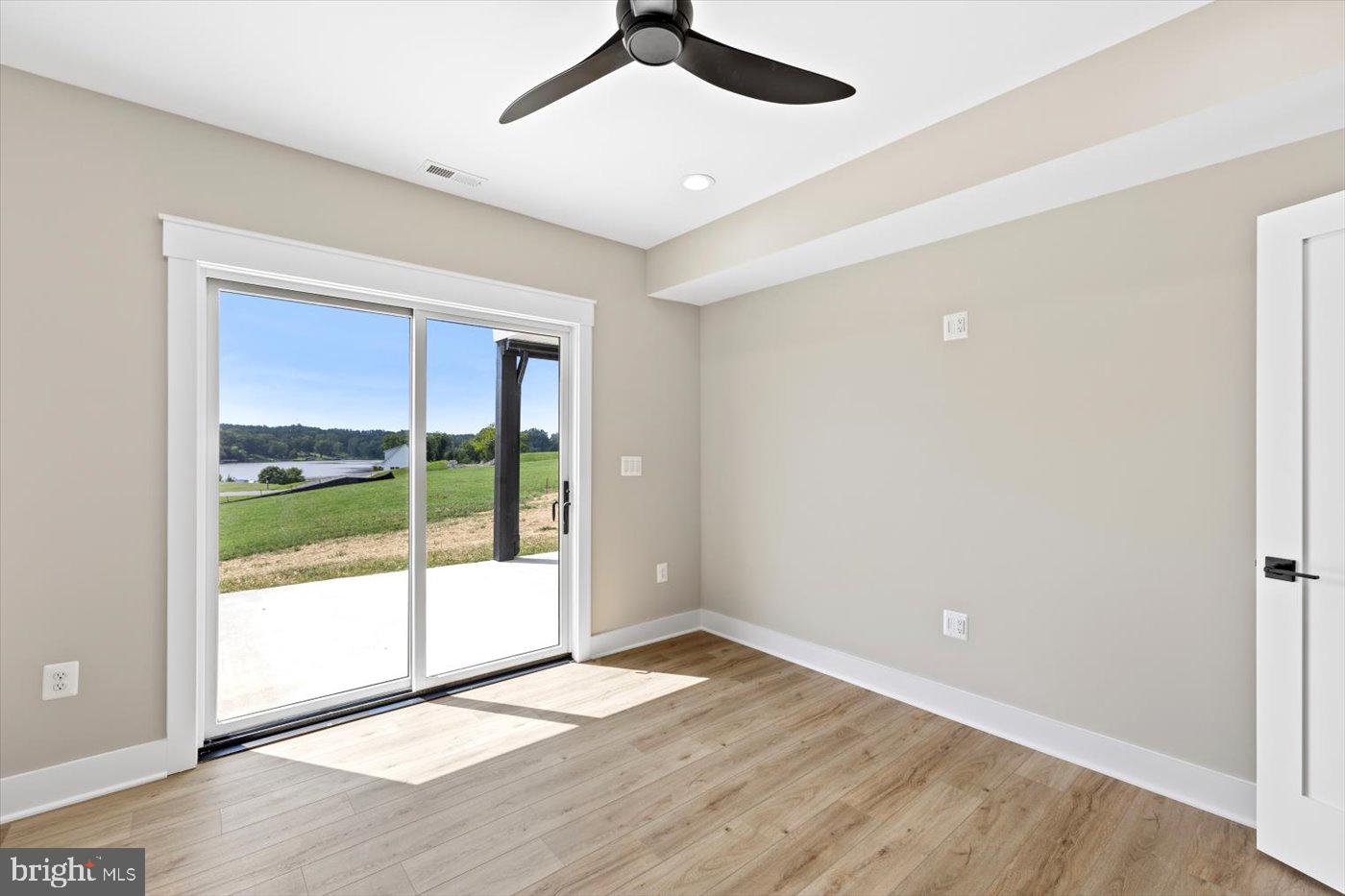 LANDS END AT LAKE ANNA - Residential