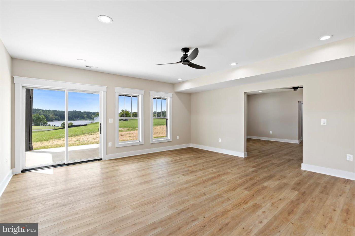 LANDS END AT LAKE ANNA - Residential