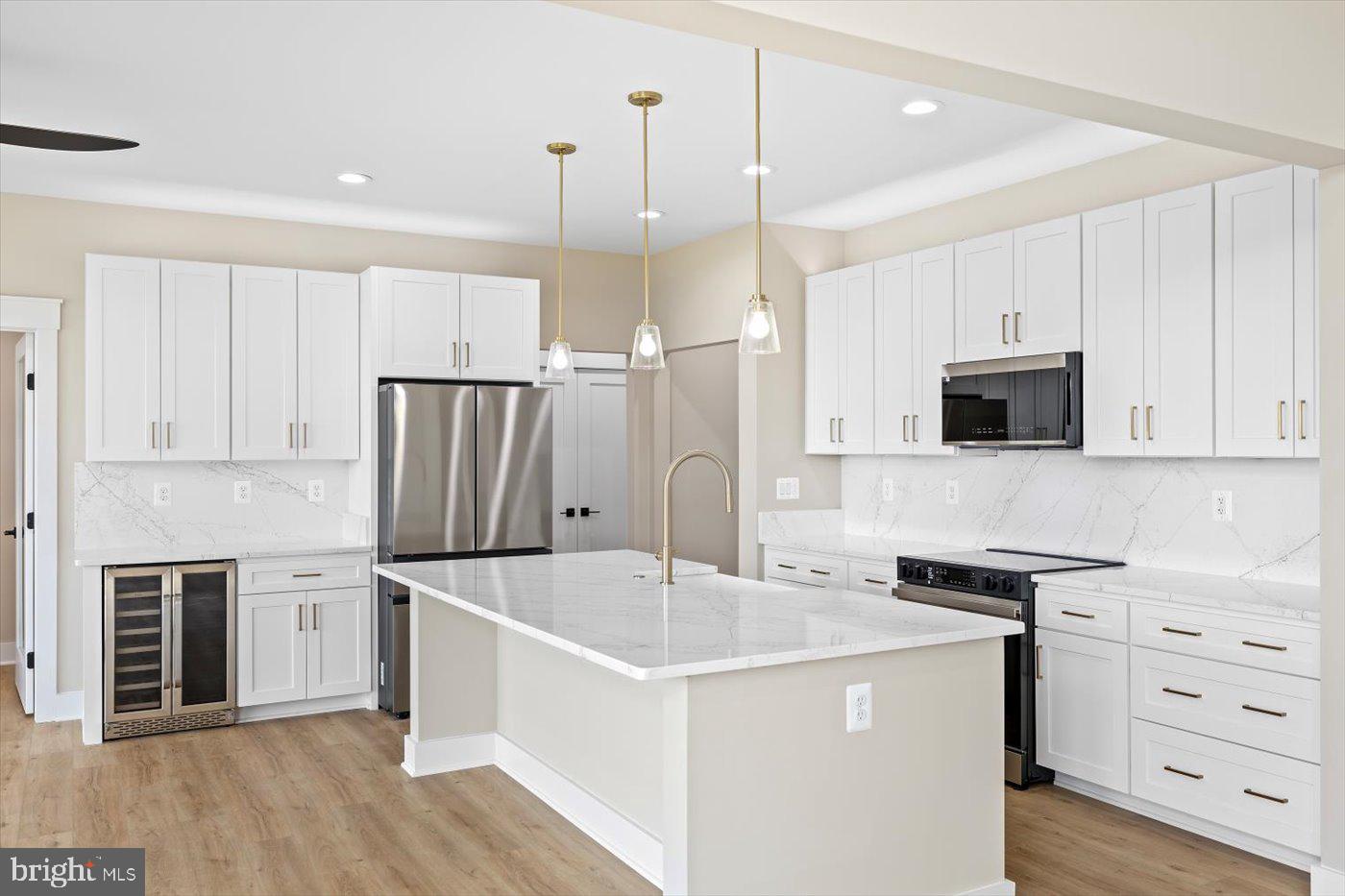 LANDS END AT LAKE ANNA - Residential