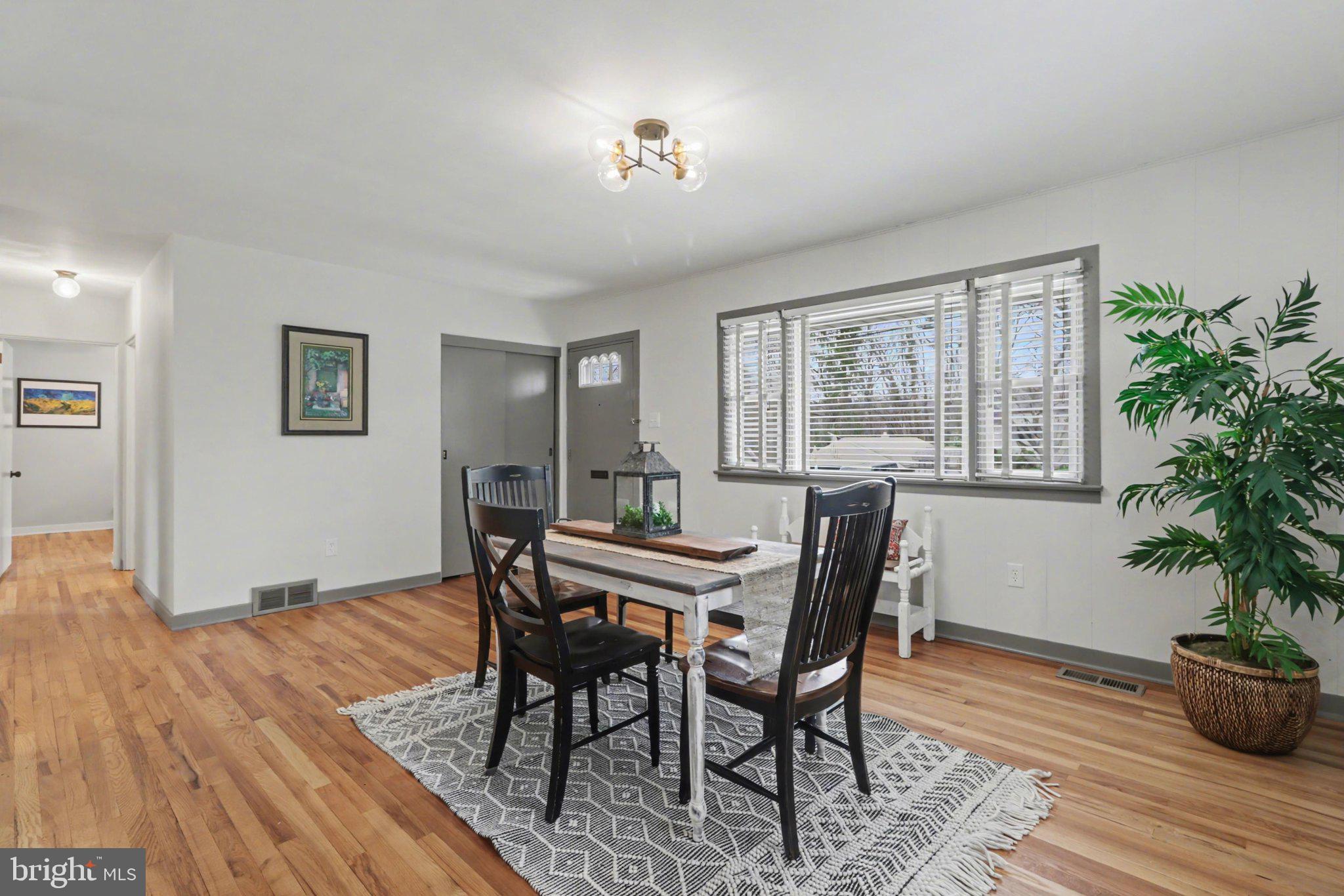 EAST PENNSBORO - Residential