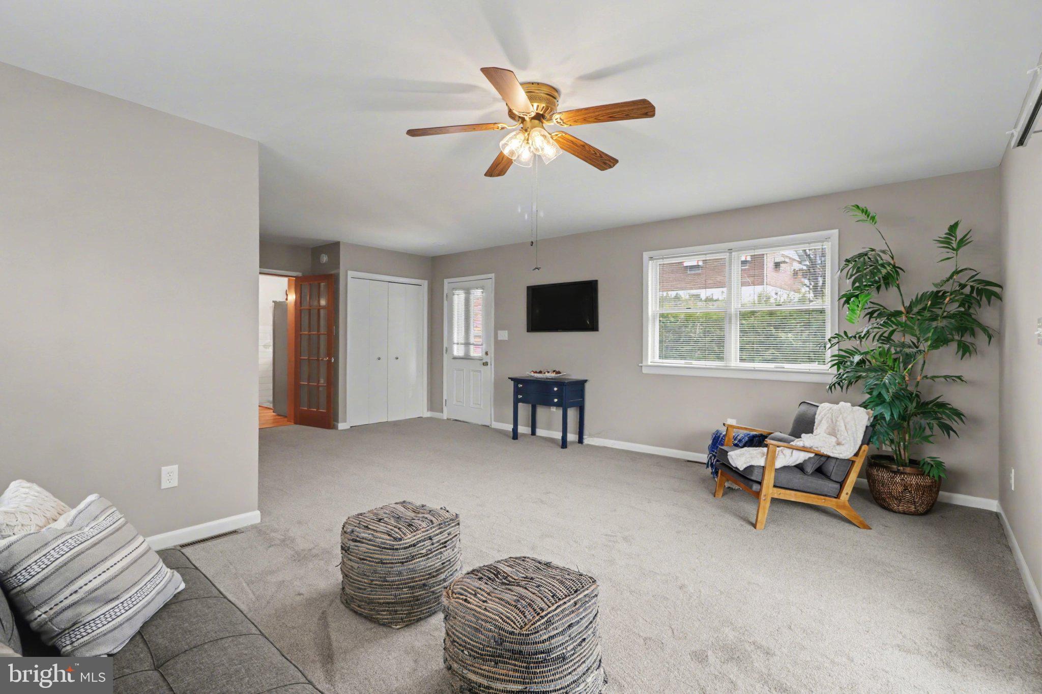 EAST PENNSBORO - Residential