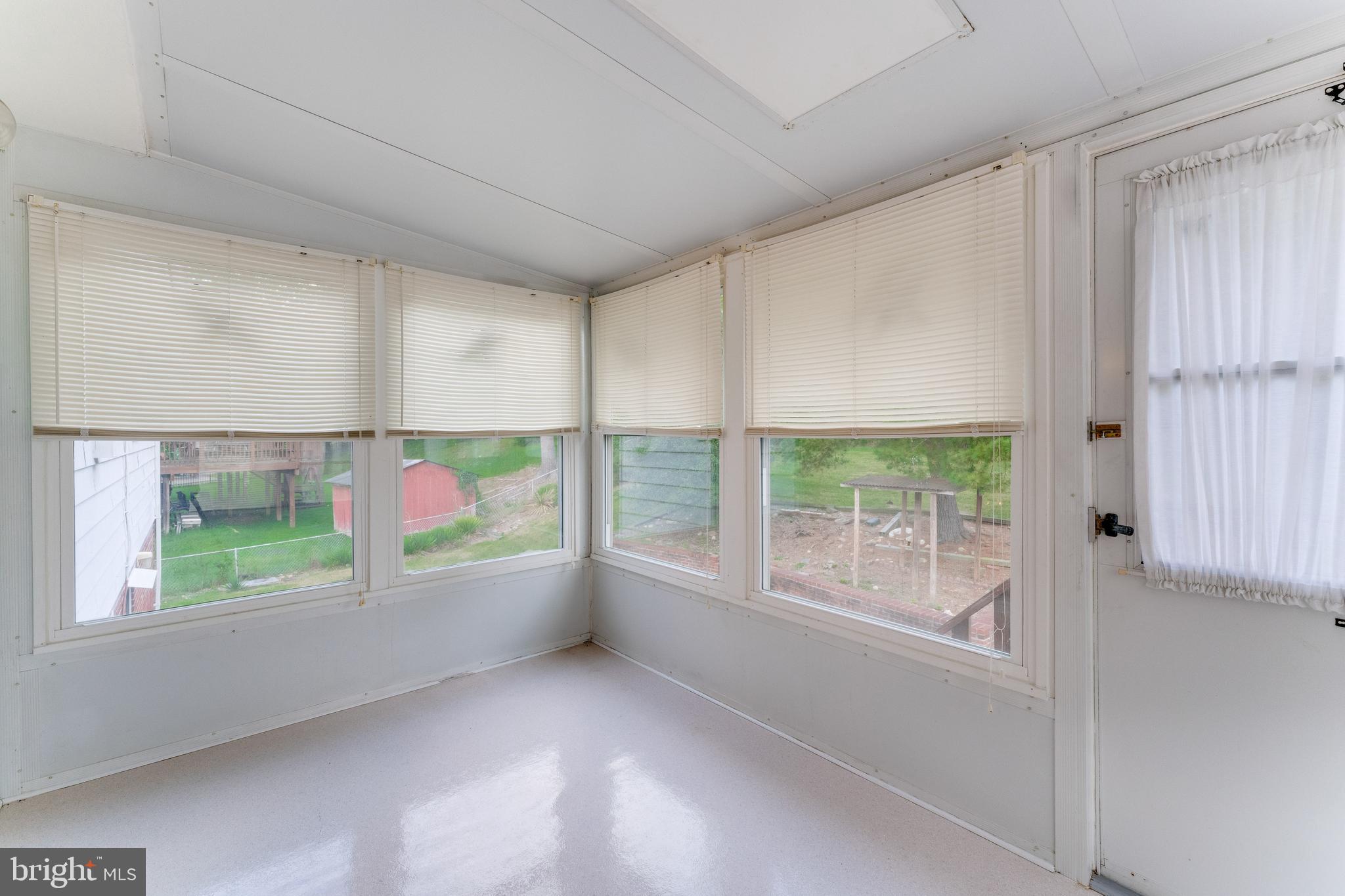 ROSECROFT PARK - Residential