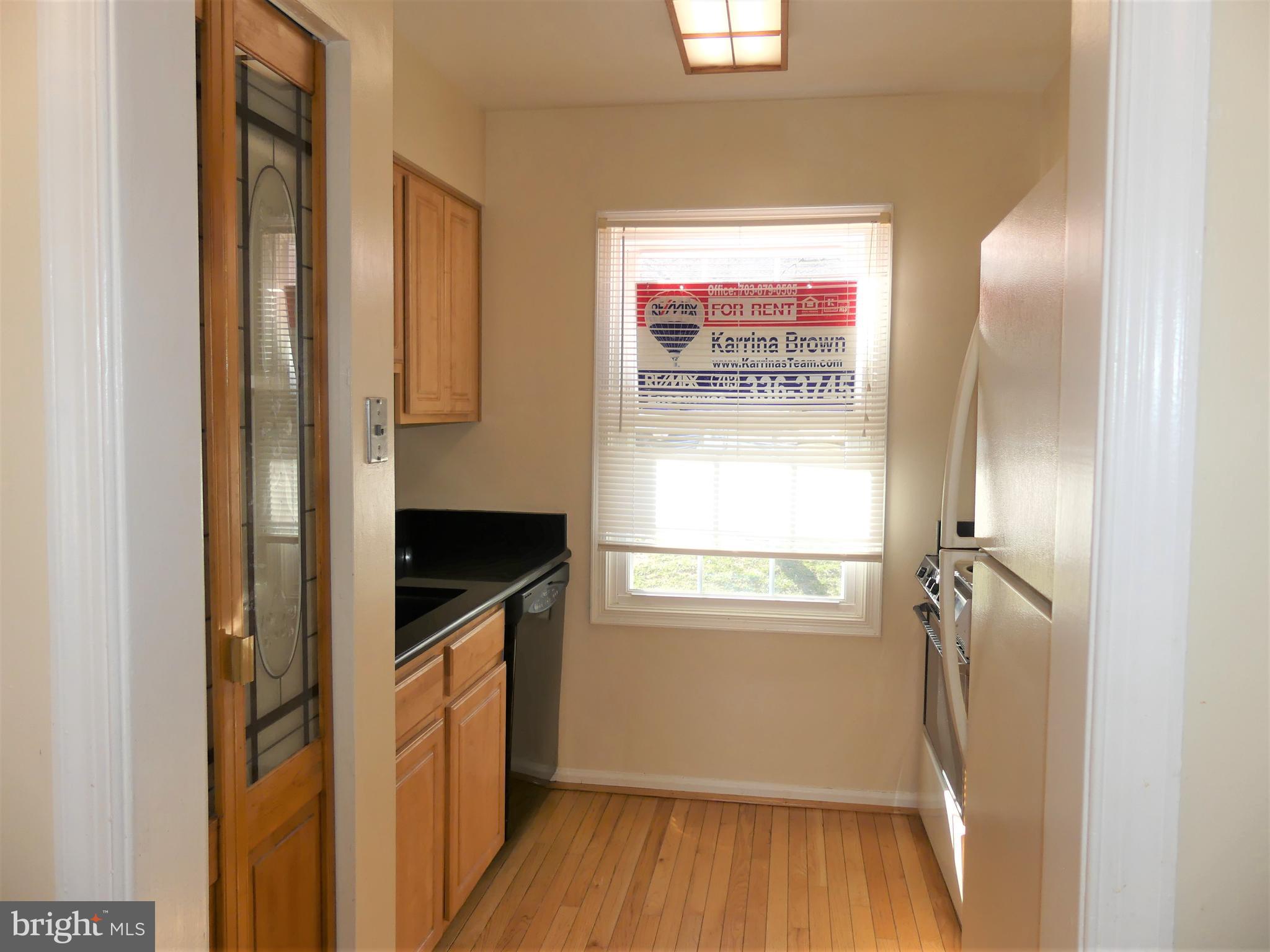 8422 PENSHURST DRIVE 594