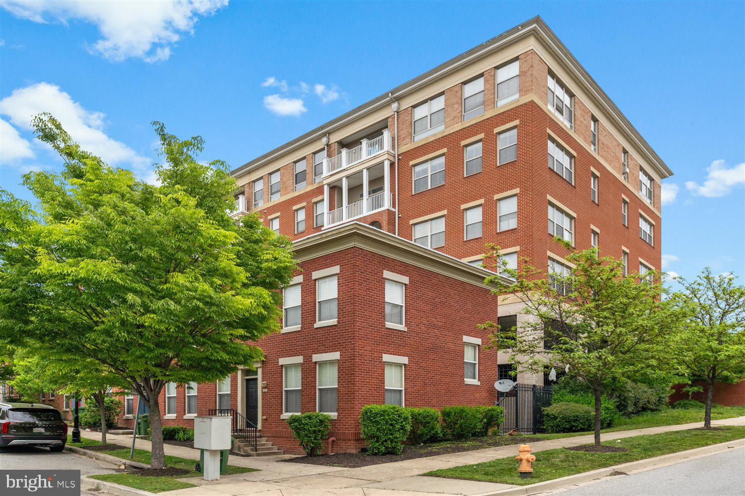 BUTCHER'S HILL - Residential