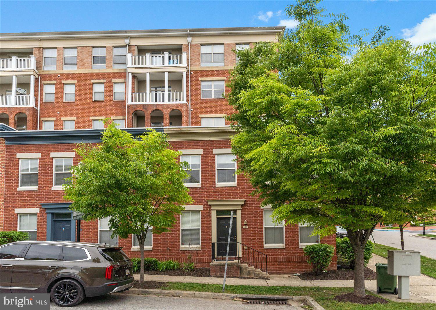 BUTCHER'S HILL - Residential