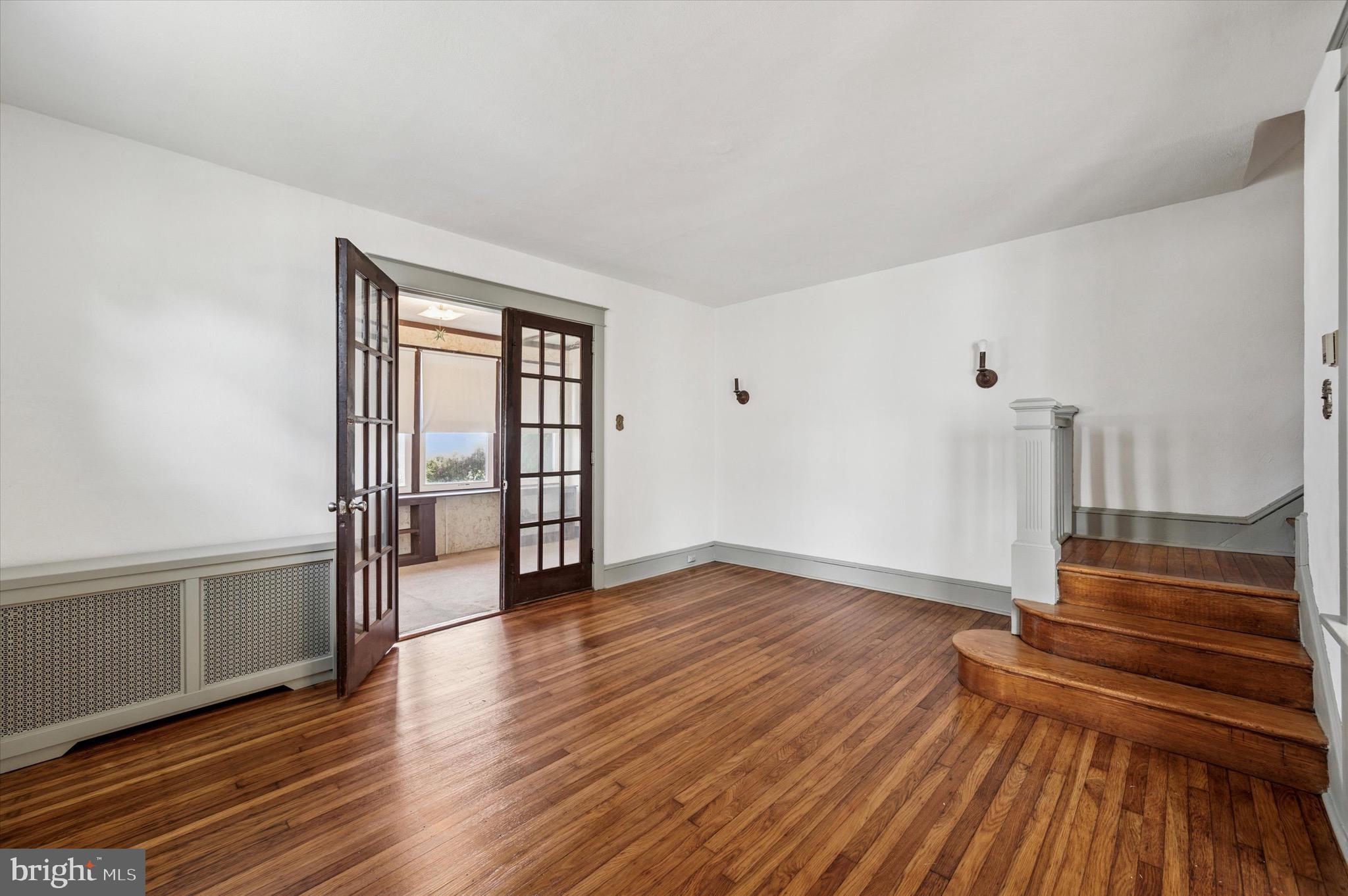 COLLINGDALE - Residential