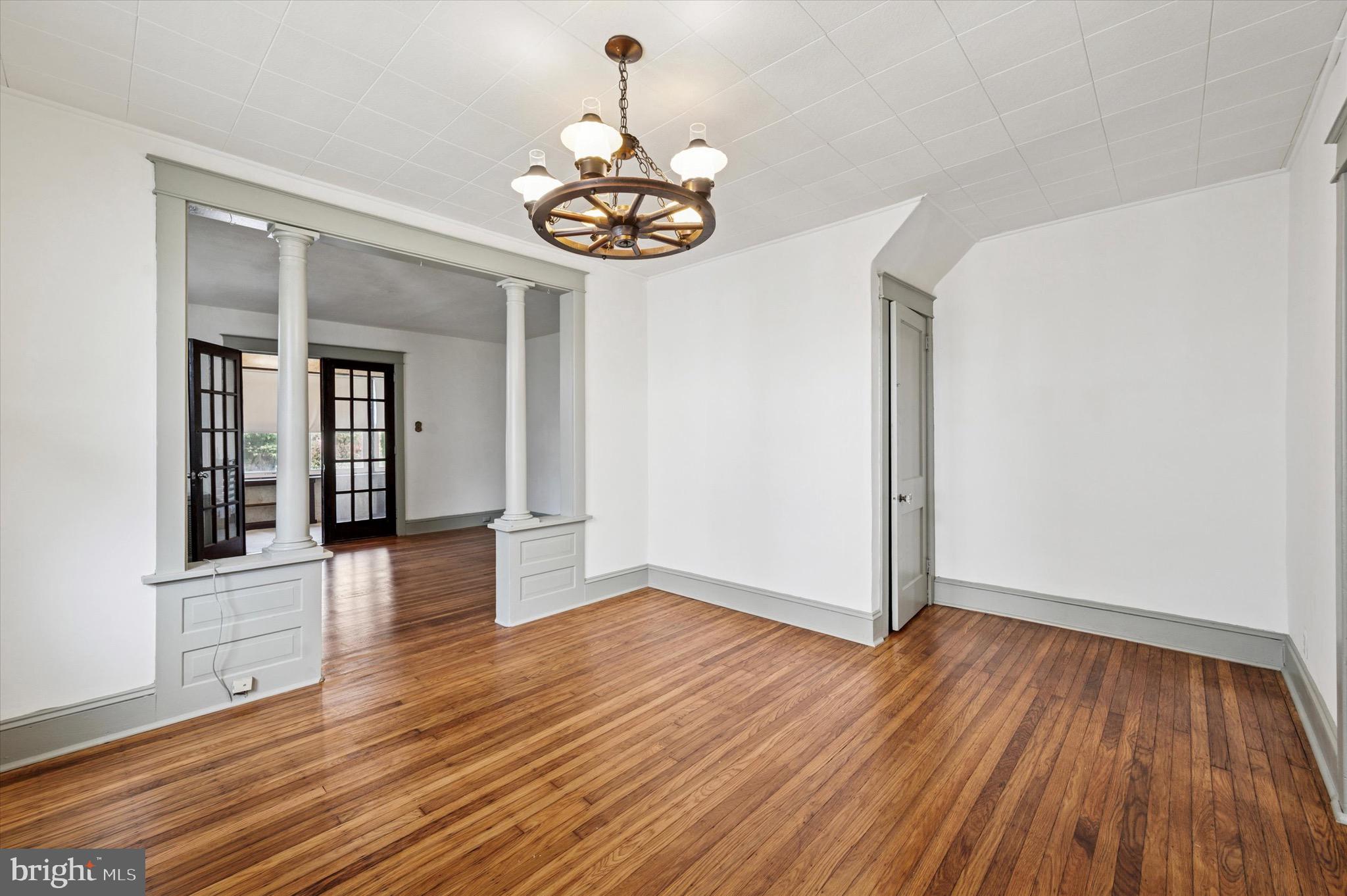 COLLINGDALE - Residential