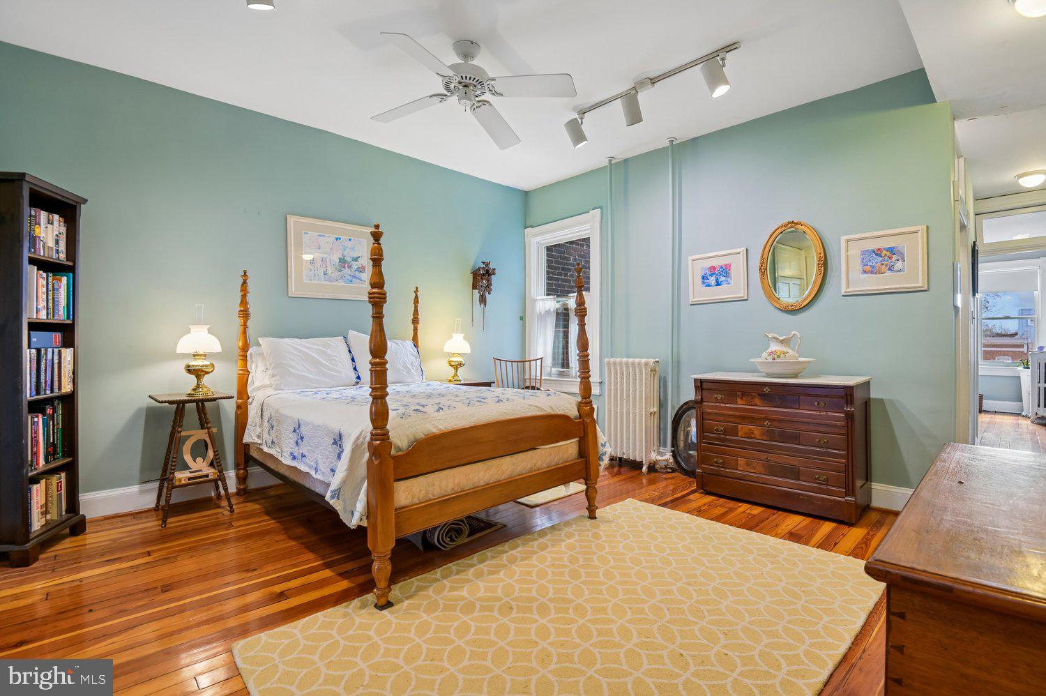 FEDERAL HILL HISTORIC DISTRICT - Residential