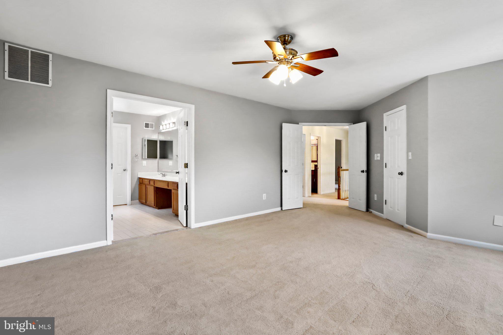 MONROSE HILL - Residential