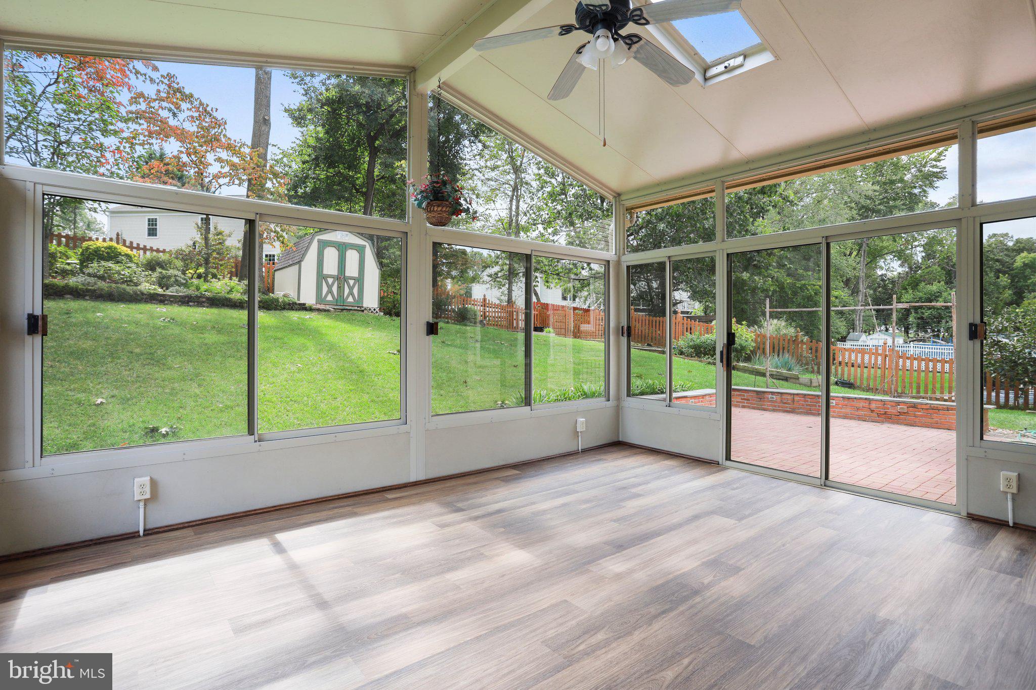 MONROSE HILL - Residential