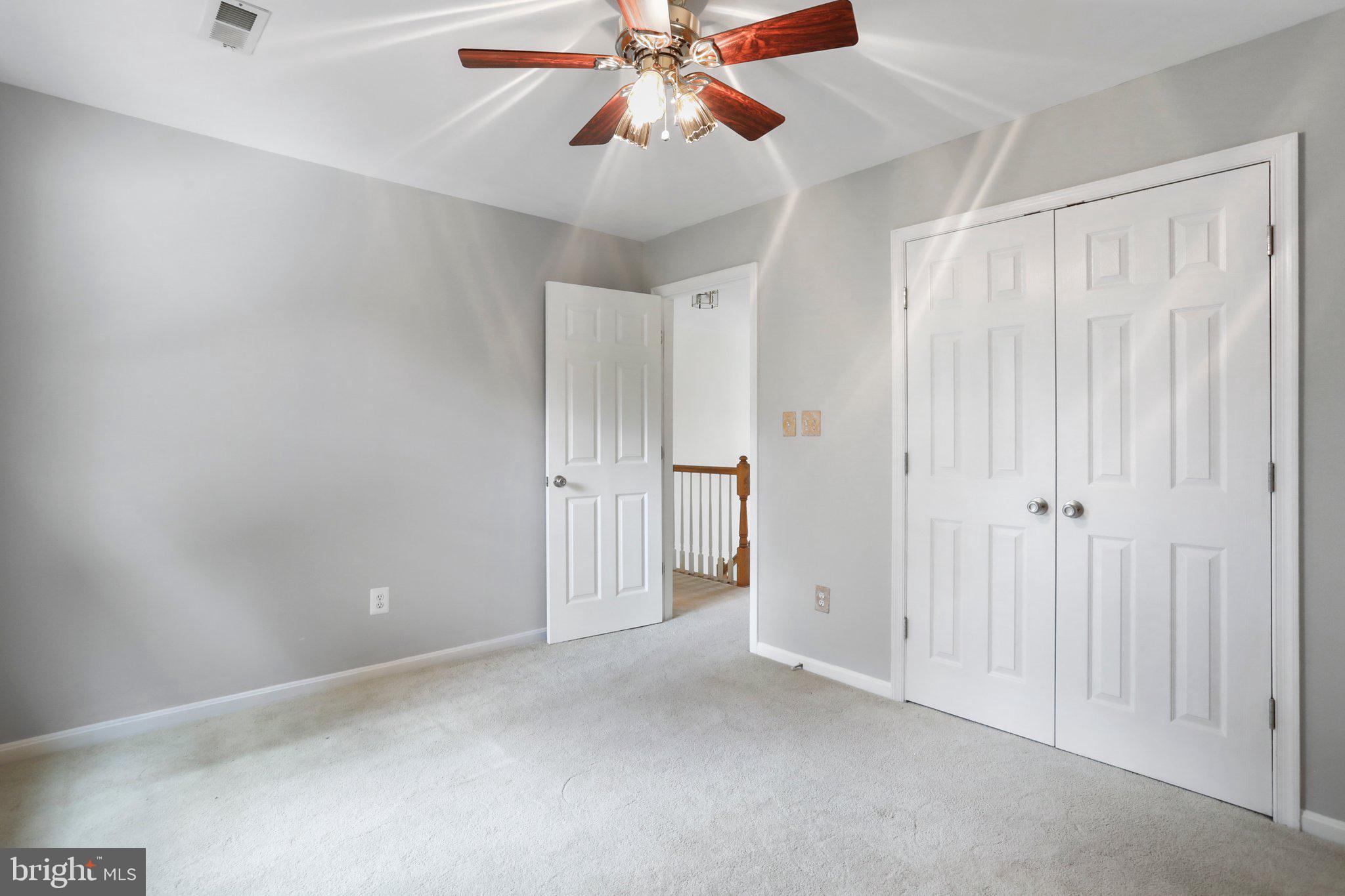 MONROSE HILL - Residential