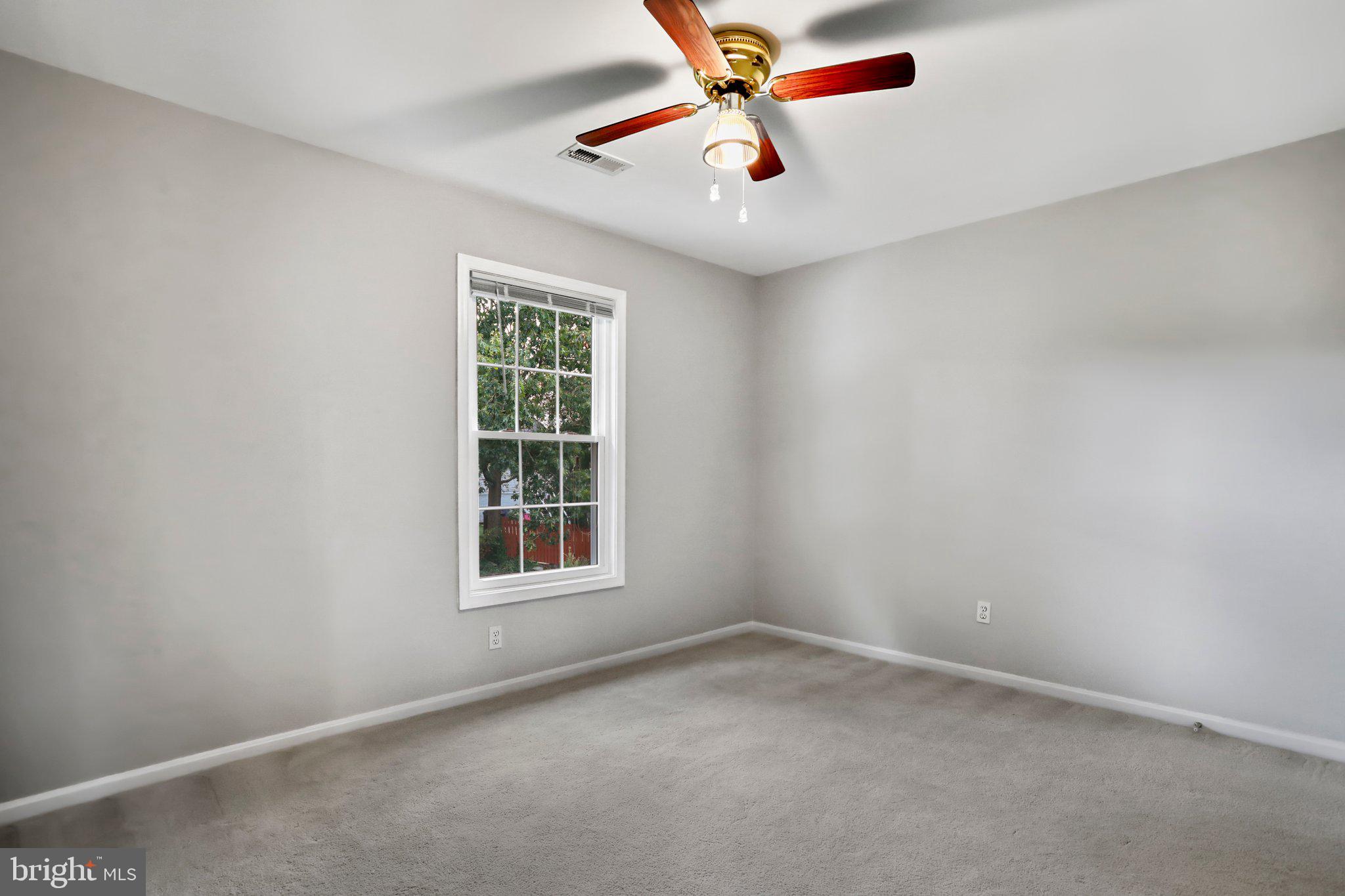 MONROSE HILL - Residential