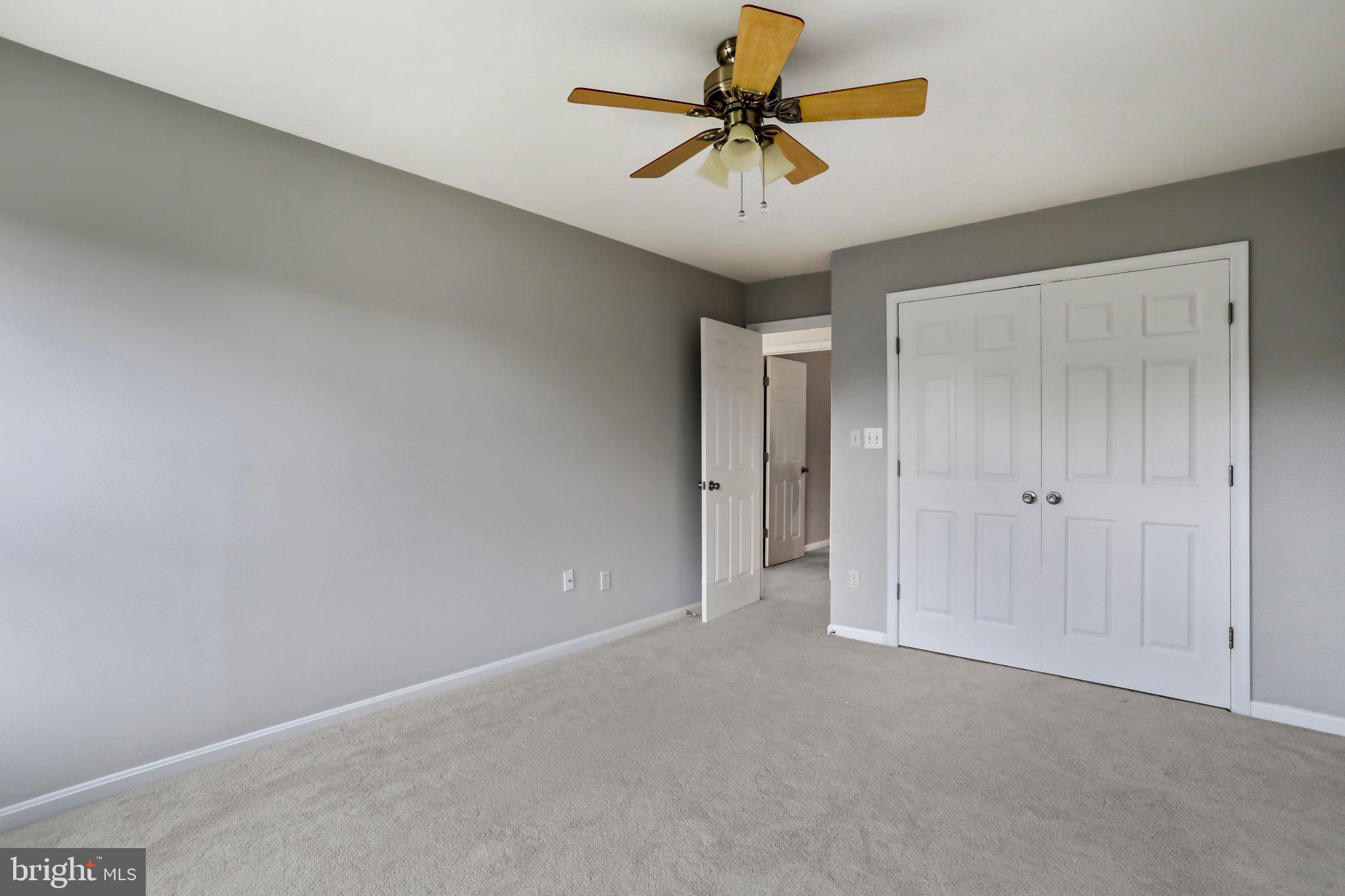 MONROSE HILL - Residential