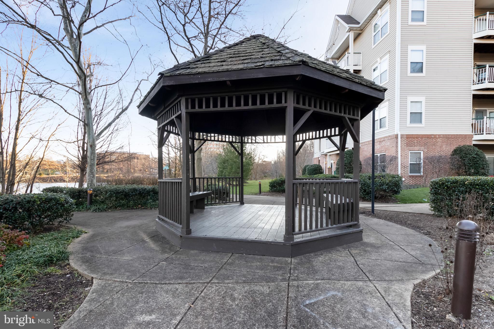 CHANCERY OF KINGSTOWNE - Residential