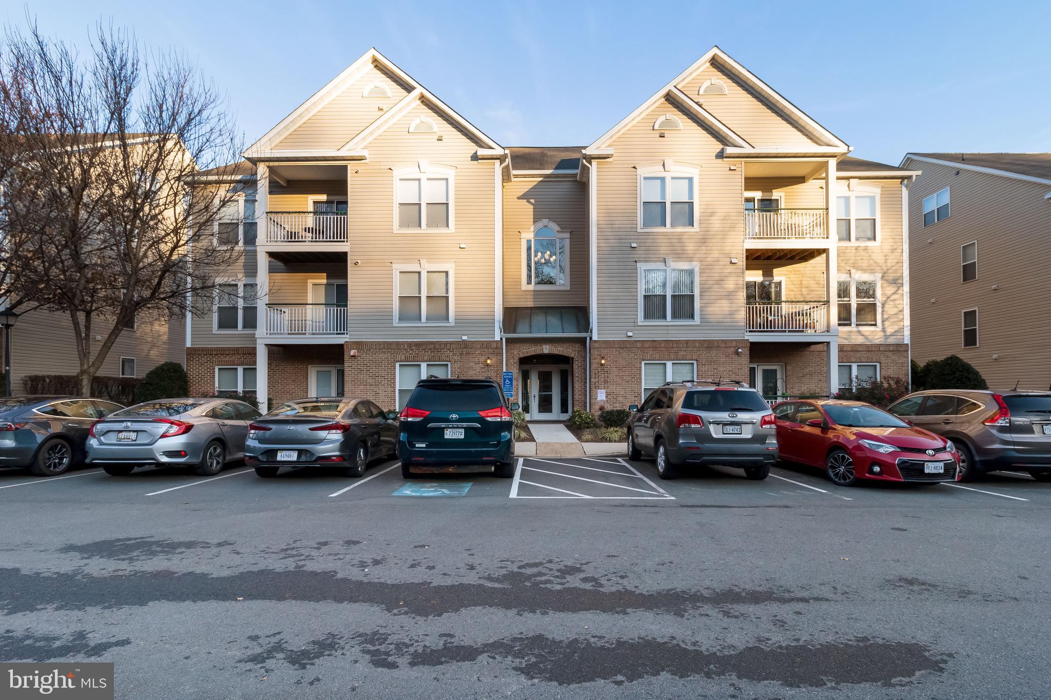 CHANCERY OF KINGSTOWNE - Residential