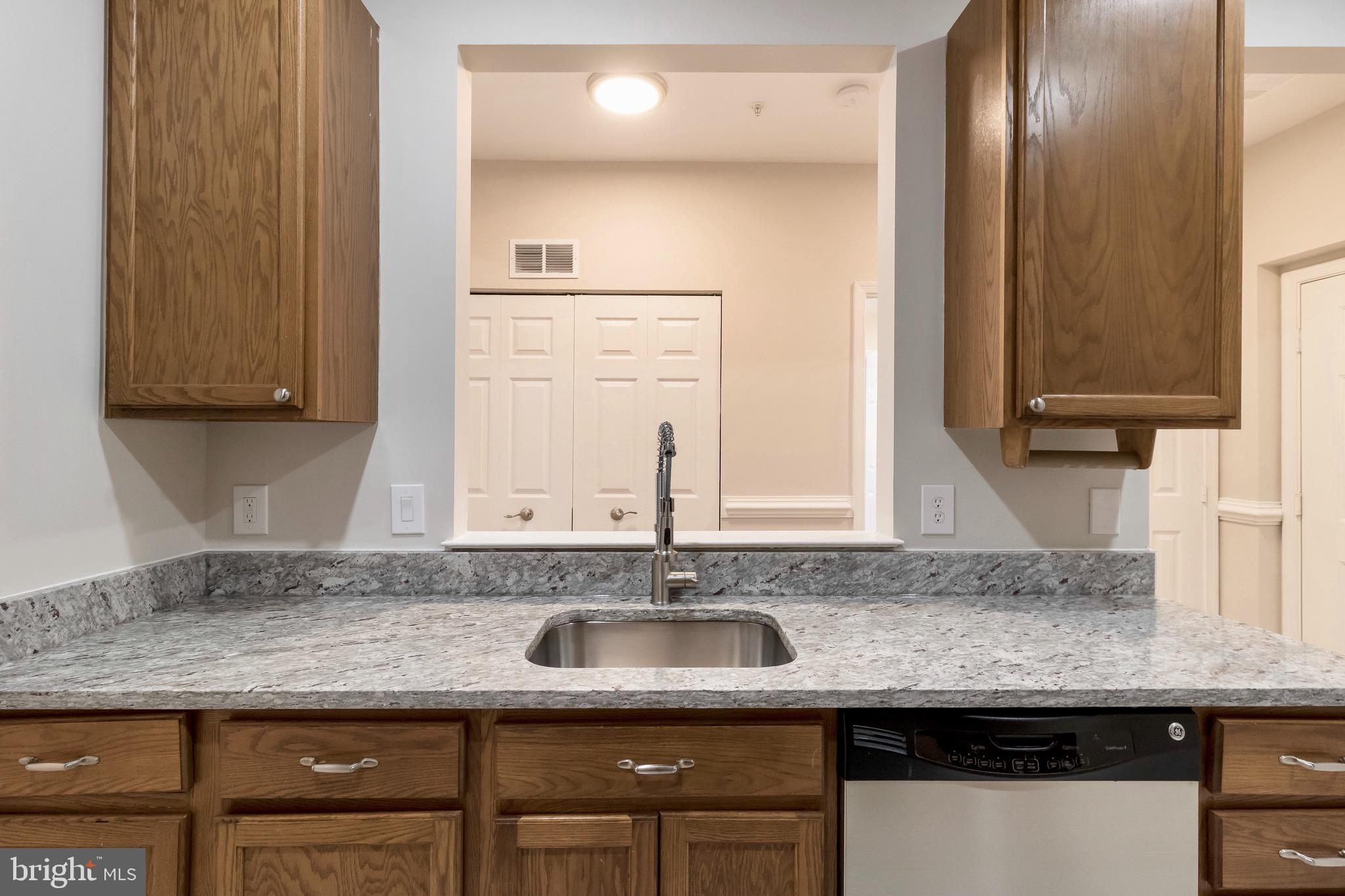 CHANCERY OF KINGSTOWNE - Residential