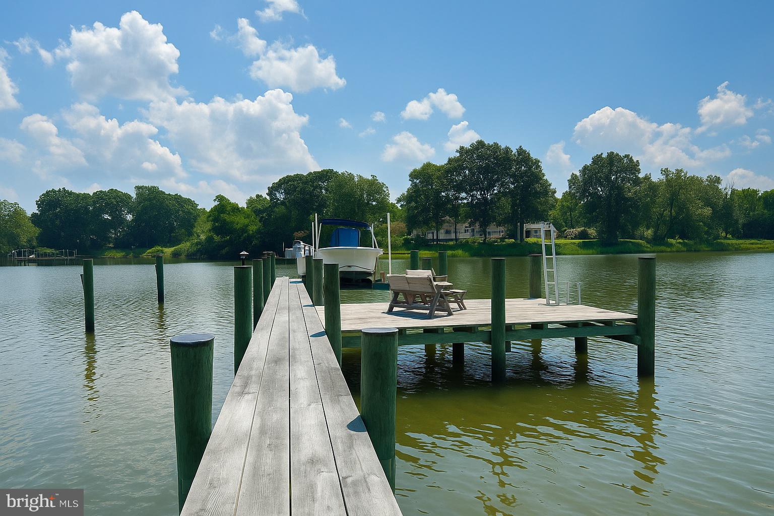4721 SAILORS LANE