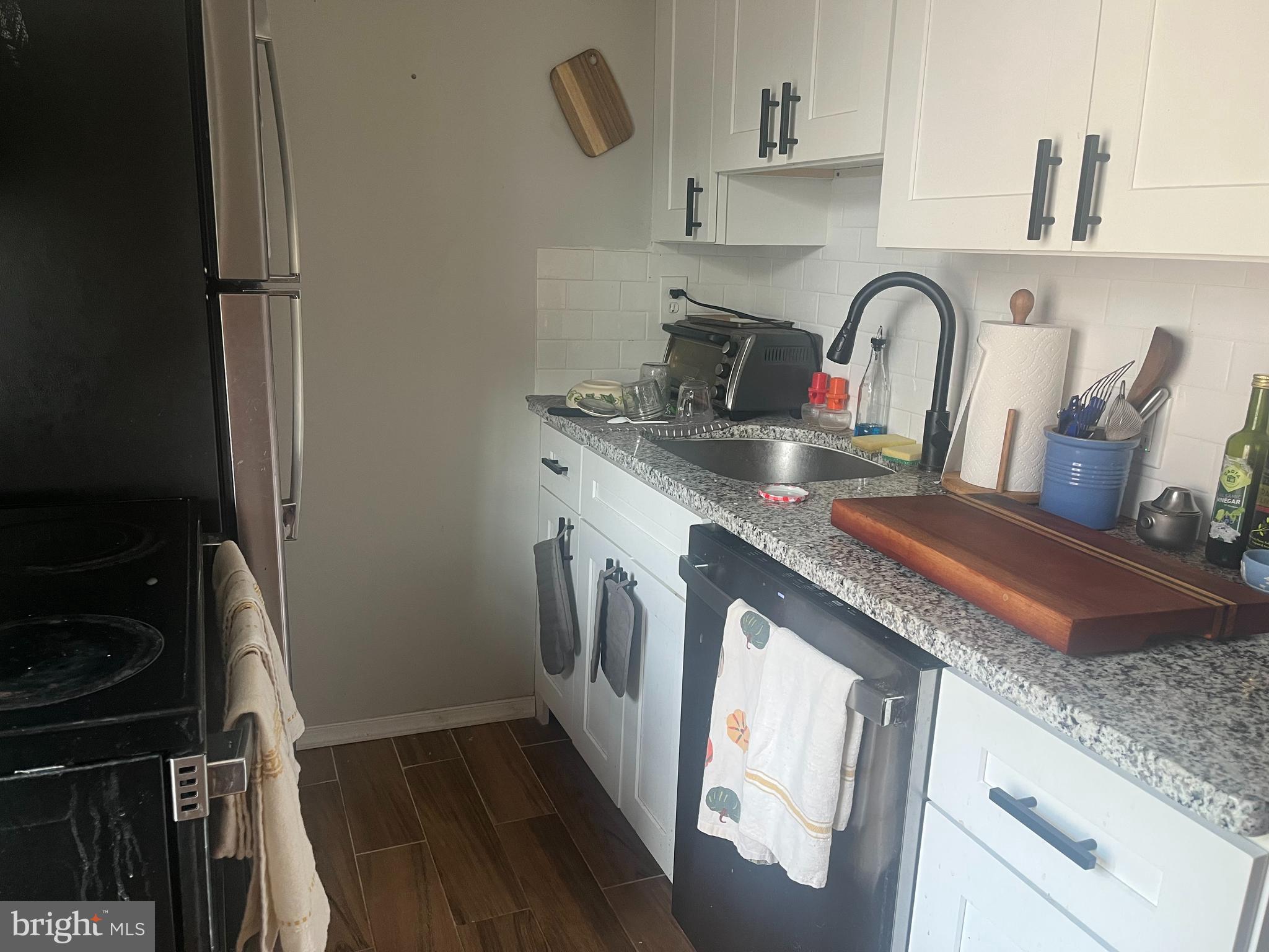 100 N 3RD STREET 4B