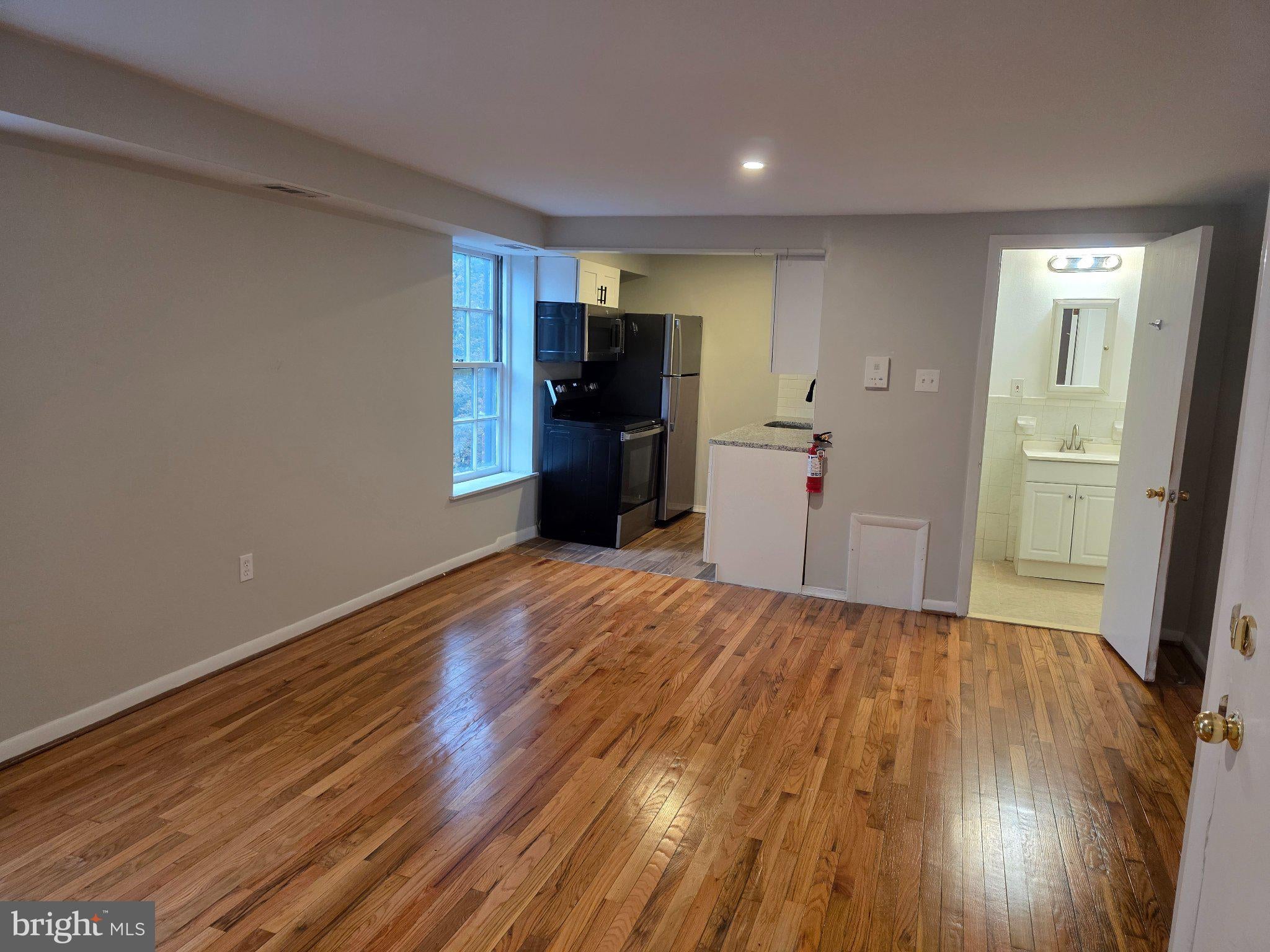 100 N 3RD STREET 4B