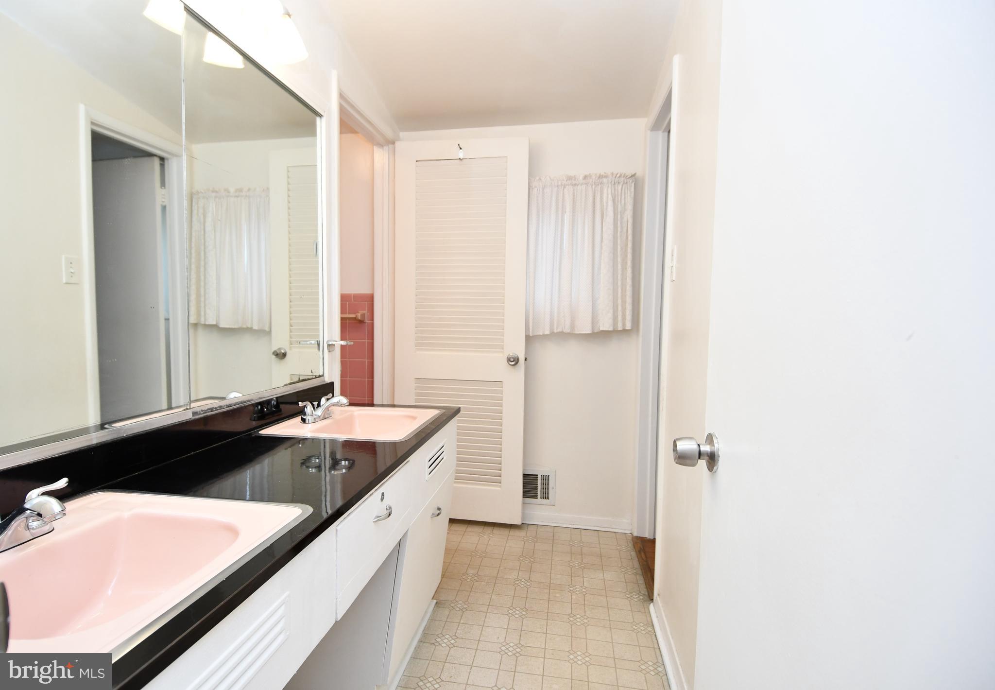 SUMMIT PARK - Residential