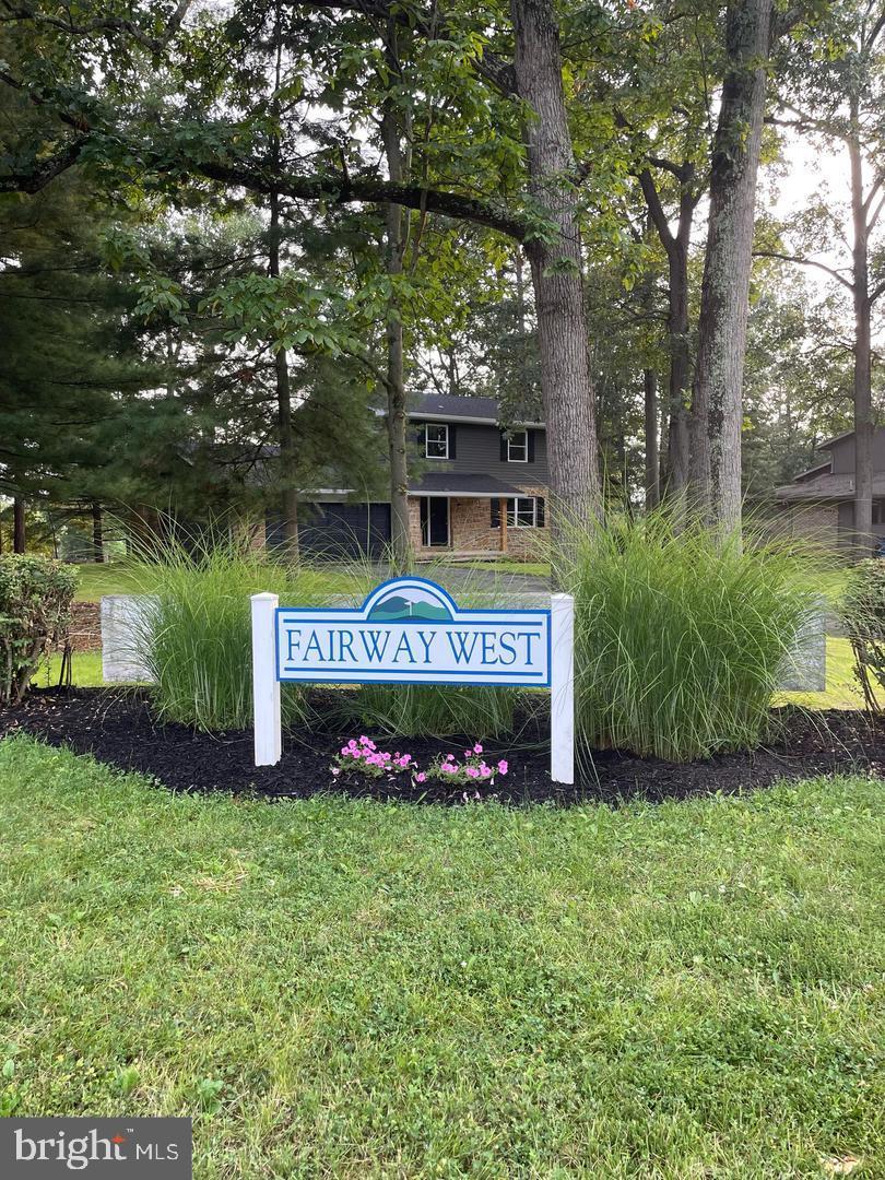 PENN NATIONAL GOLF COURSE COMMUNITY - Residential