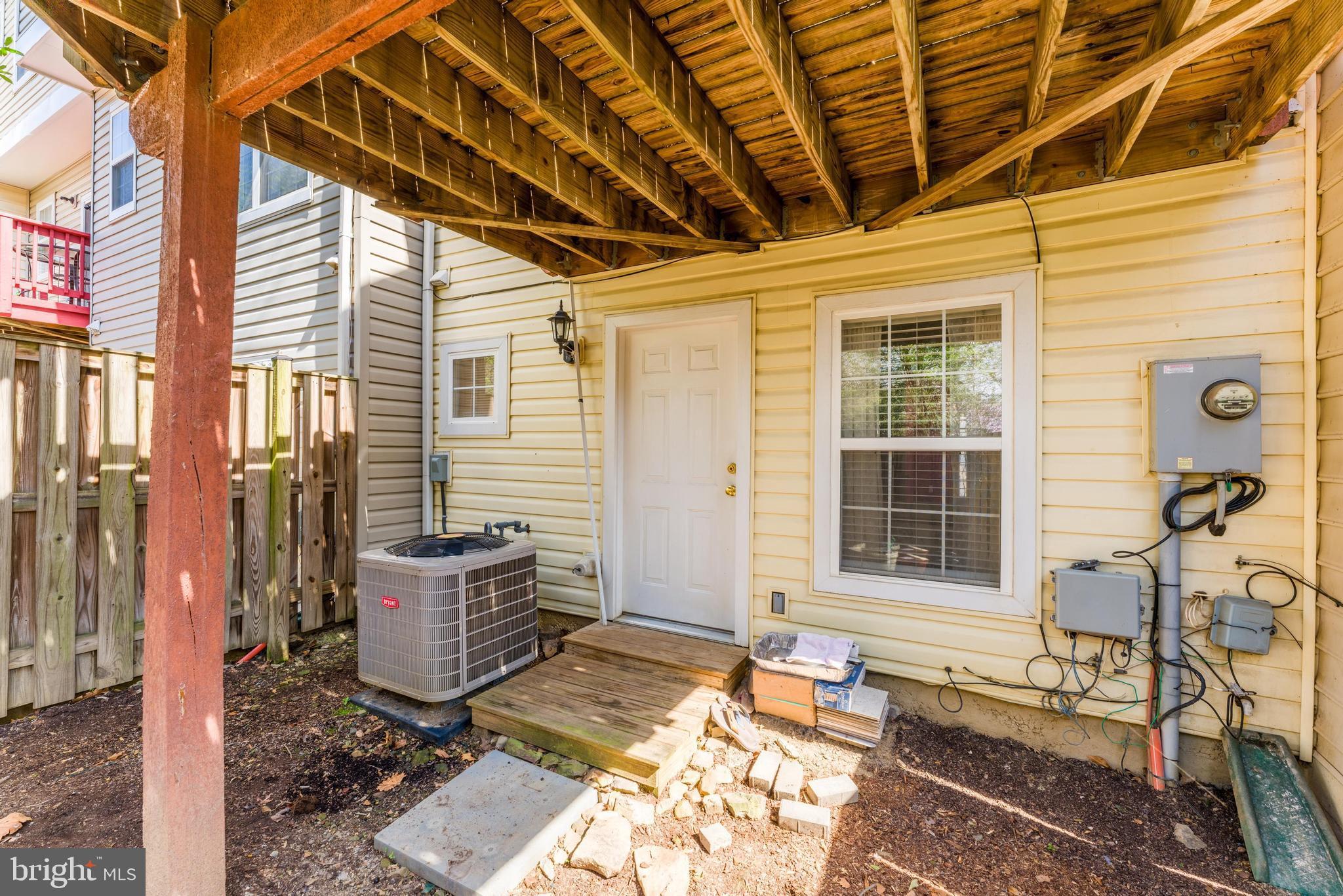 PARKSIDE AT DULLES - Residential