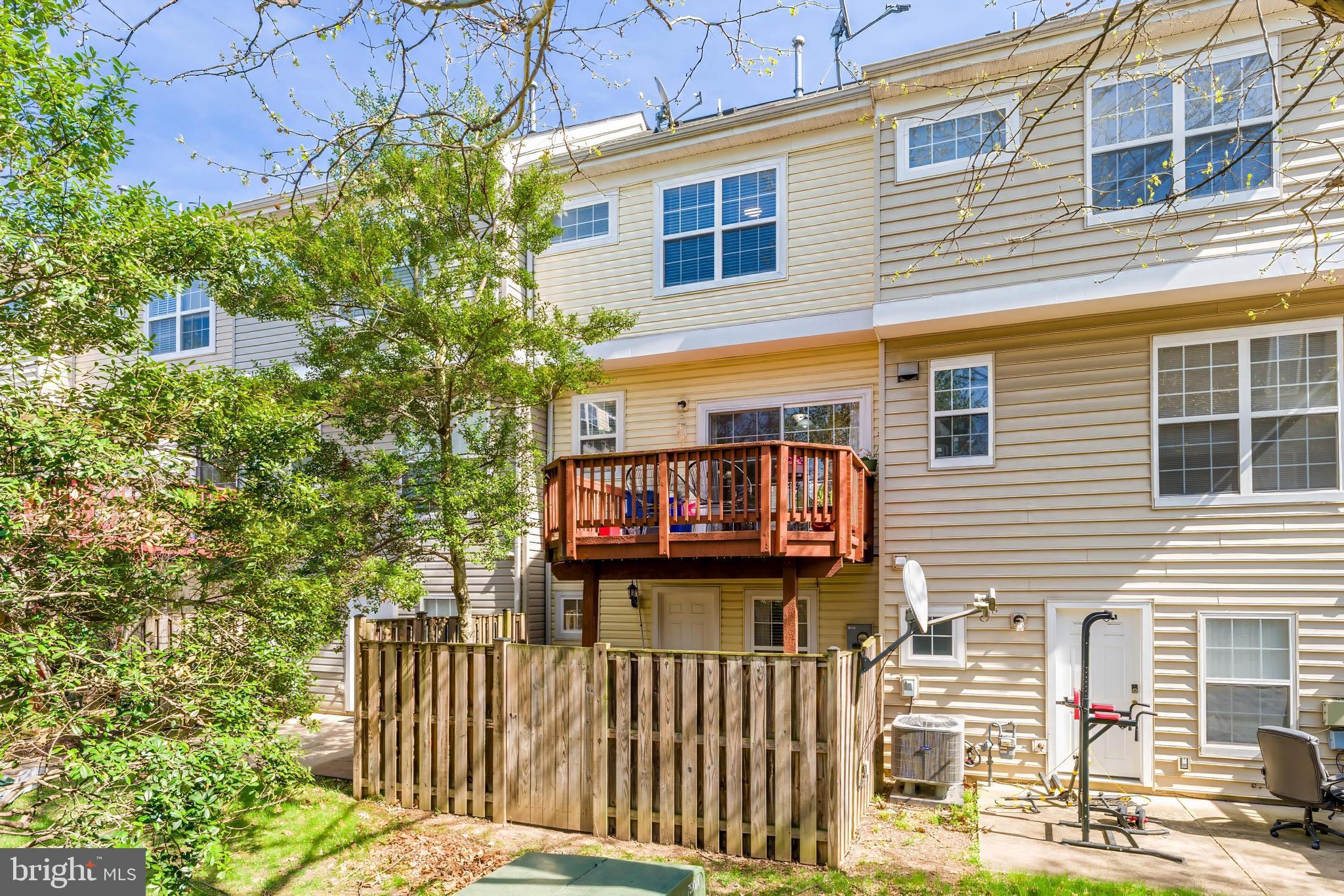 PARKSIDE AT DULLES - Residential