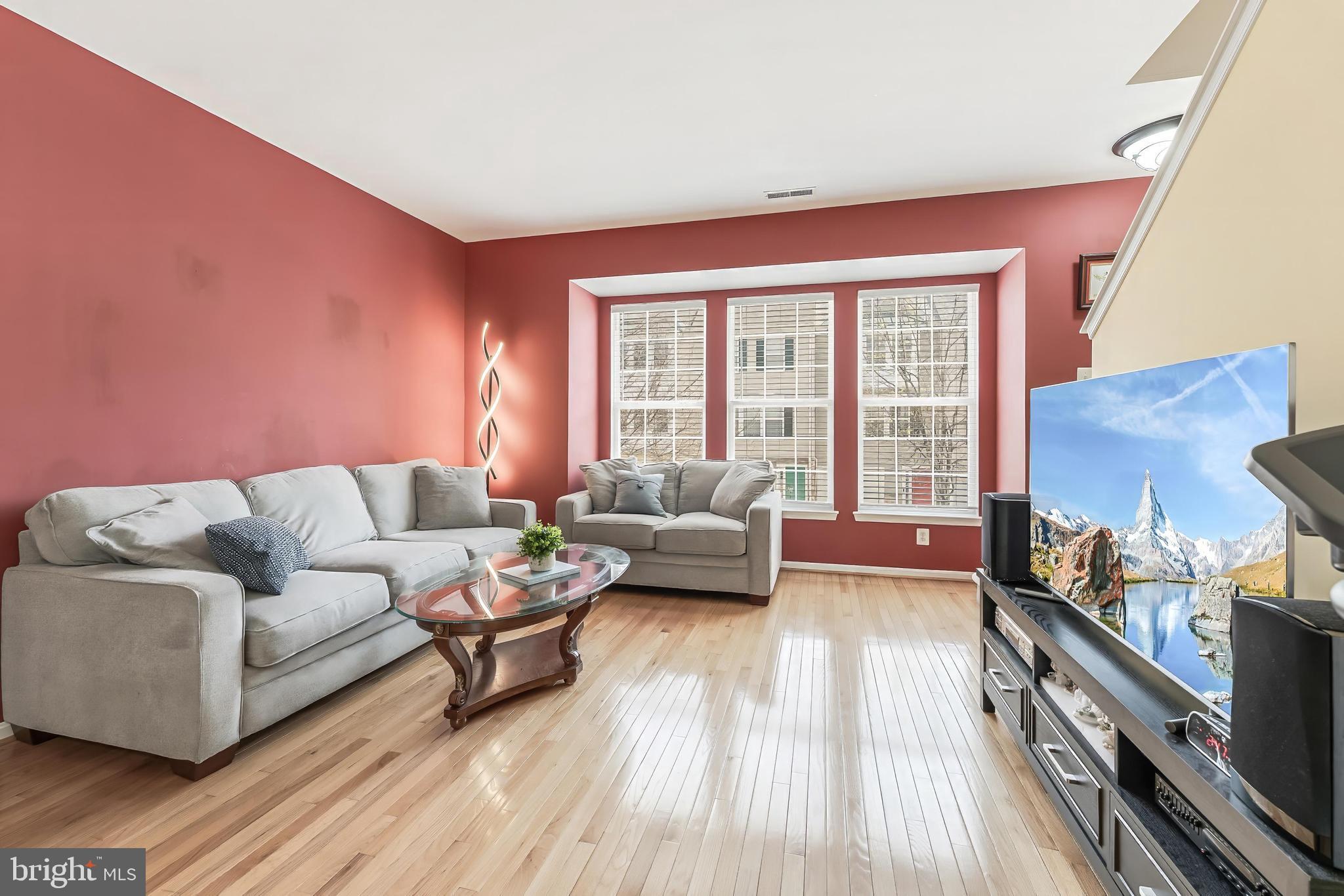 PARKSIDE AT DULLES - Residential