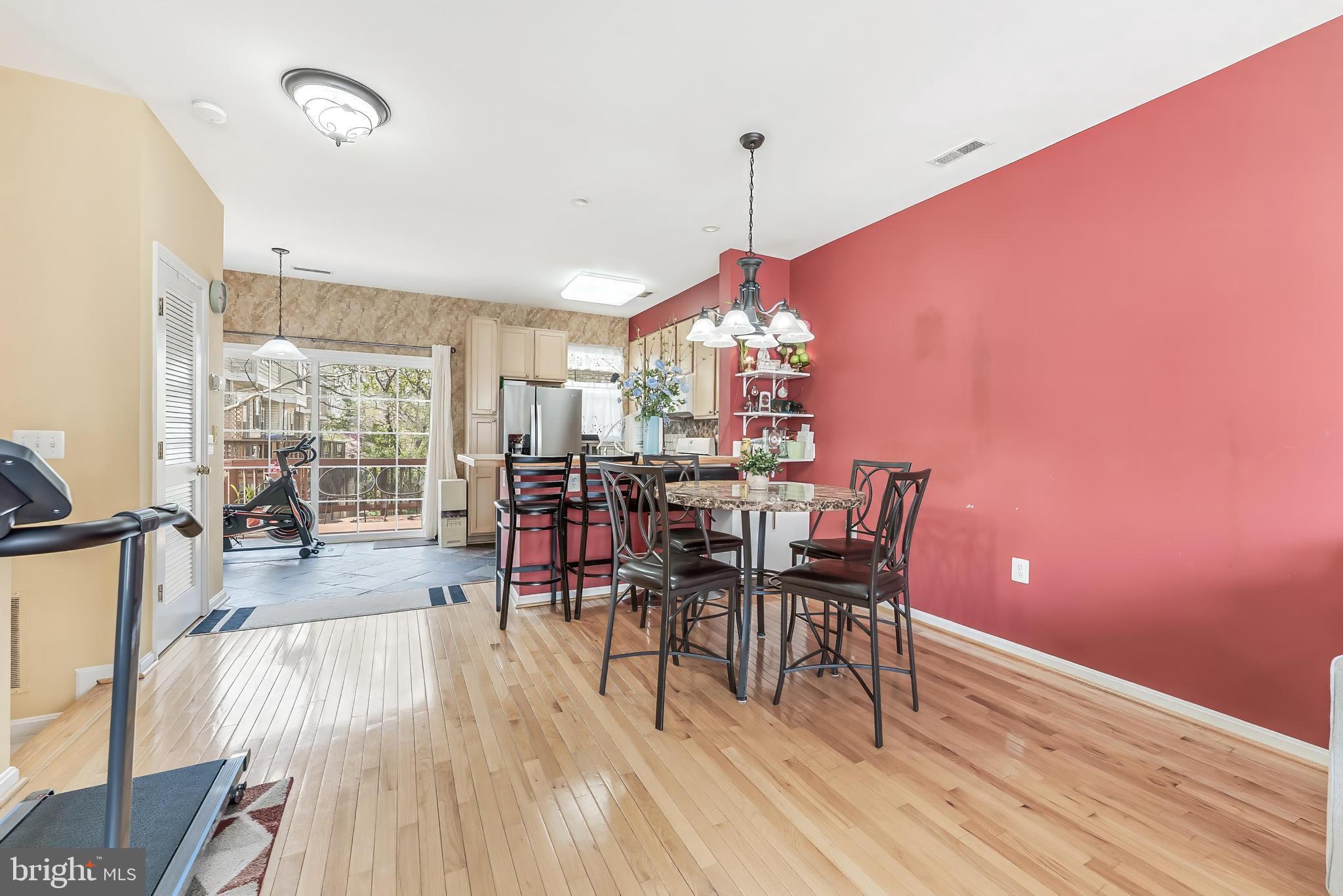 PARKSIDE AT DULLES - Residential