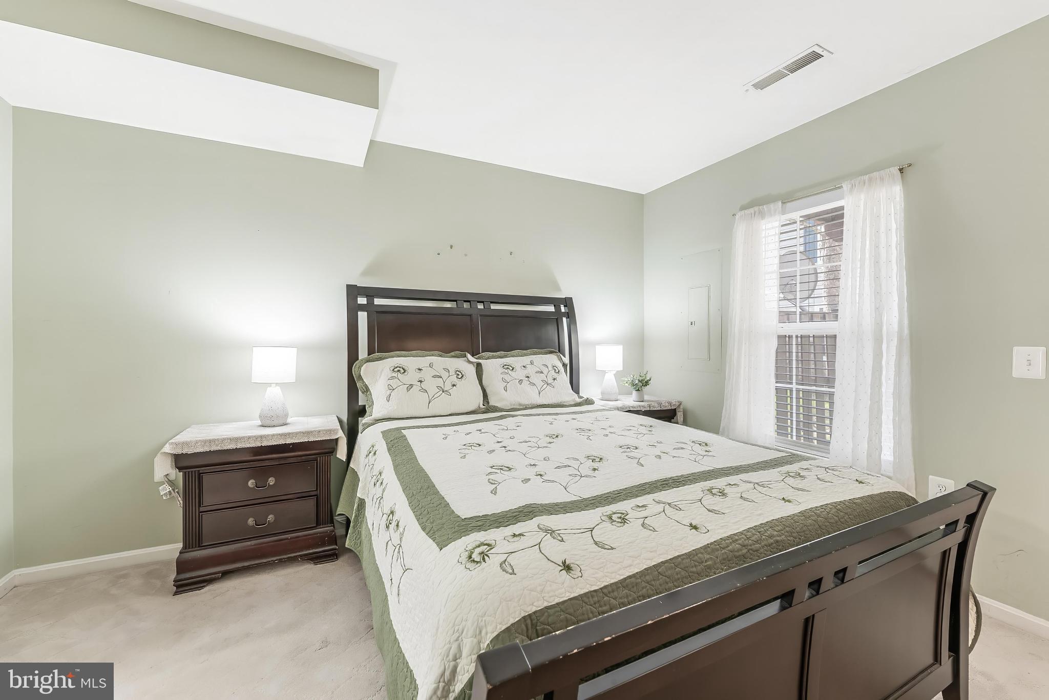 PARKSIDE AT DULLES - Residential