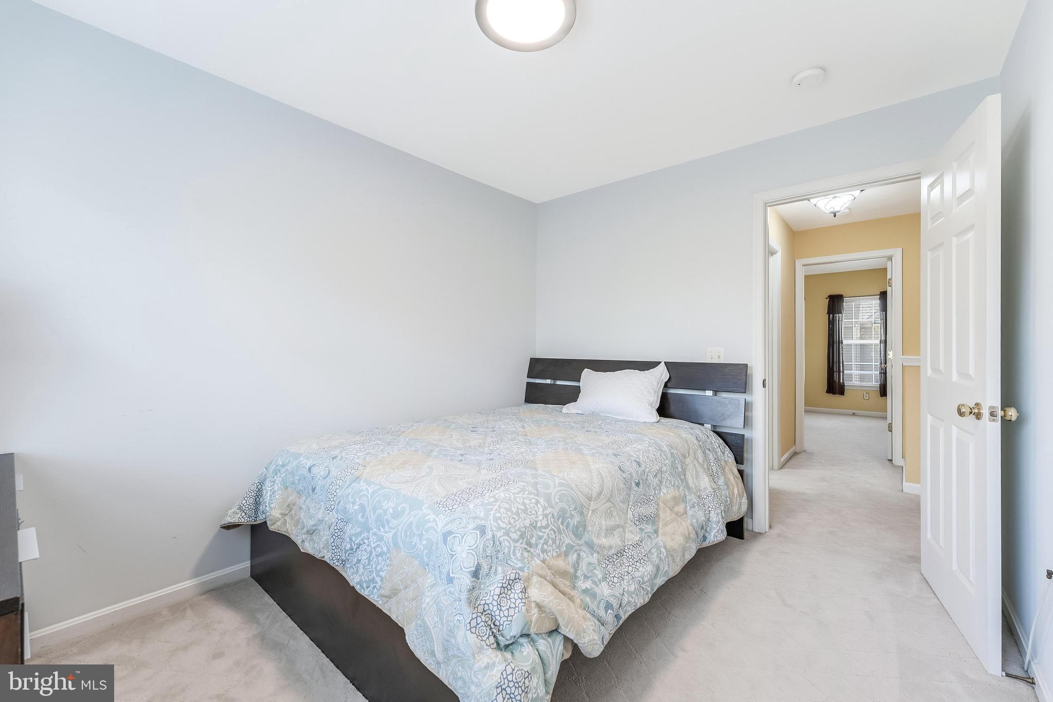 PARKSIDE AT DULLES - Residential